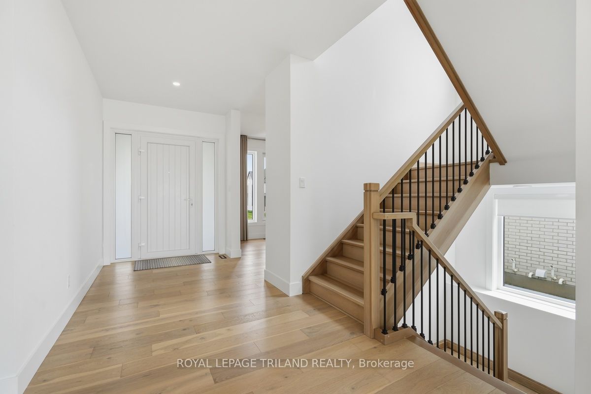 77 Crestview Drive
