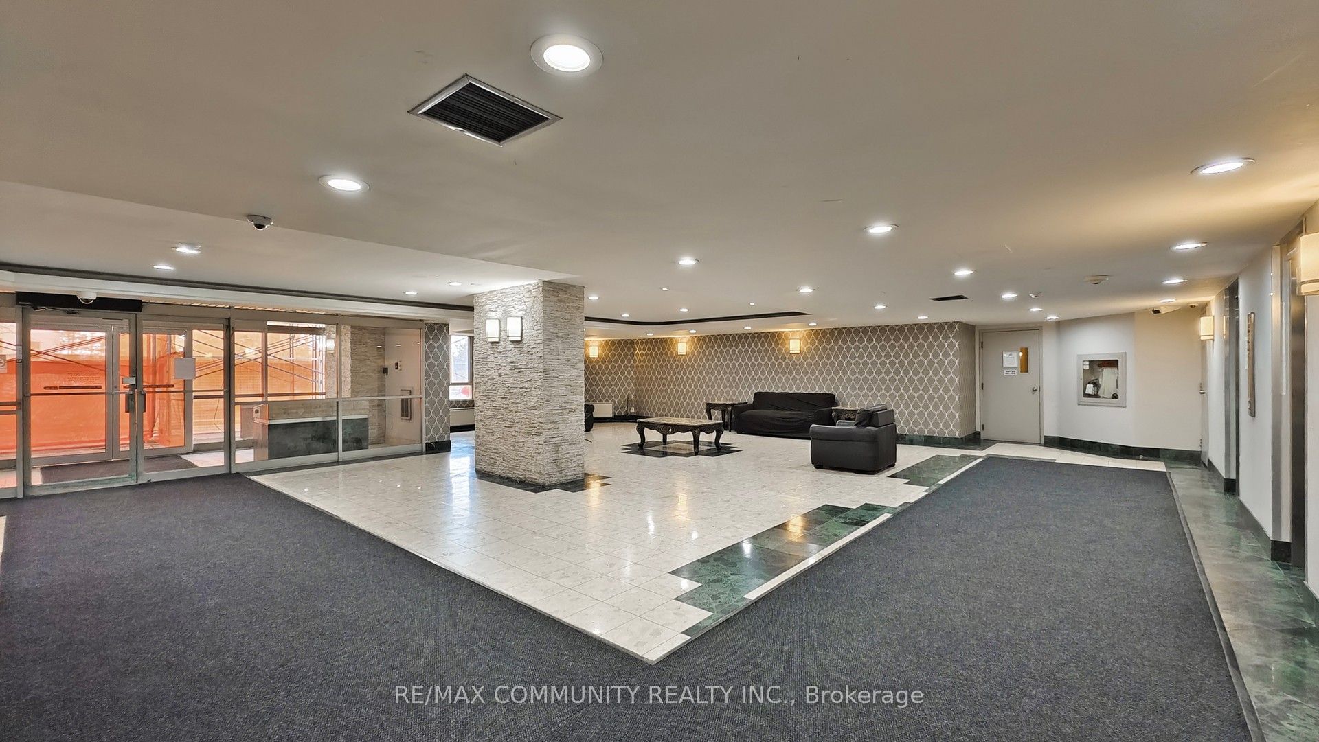 41 Markbrook Lane 707