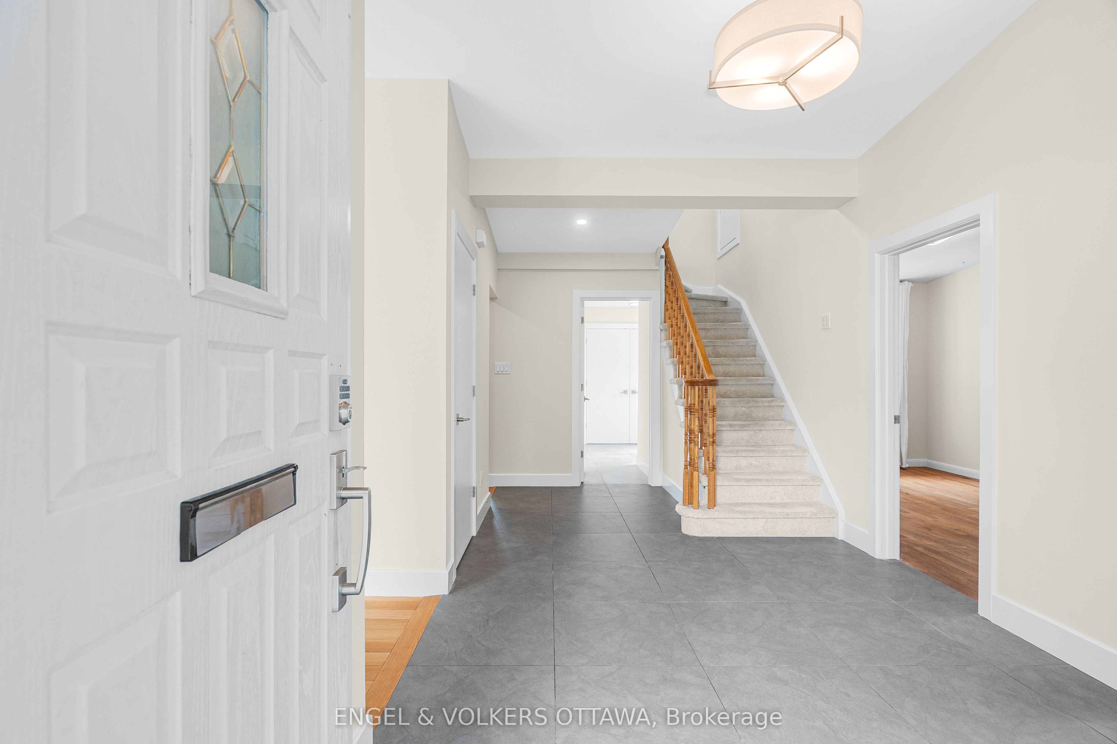 977 Blythdale Road