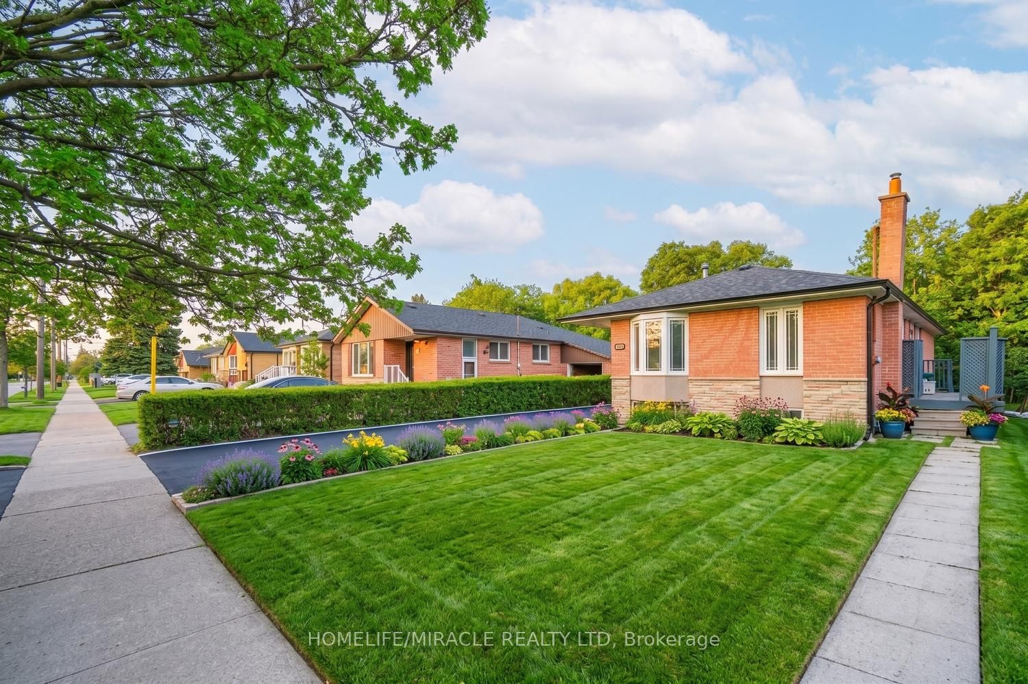 92 Taysham Crescent