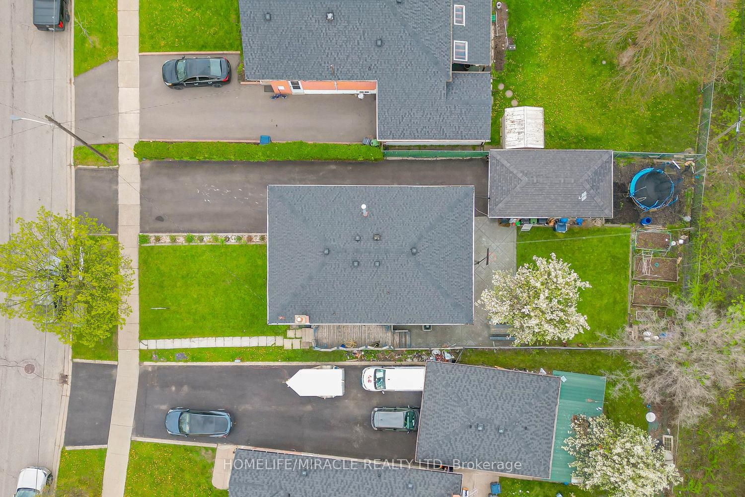 92 Taysham Crescent
