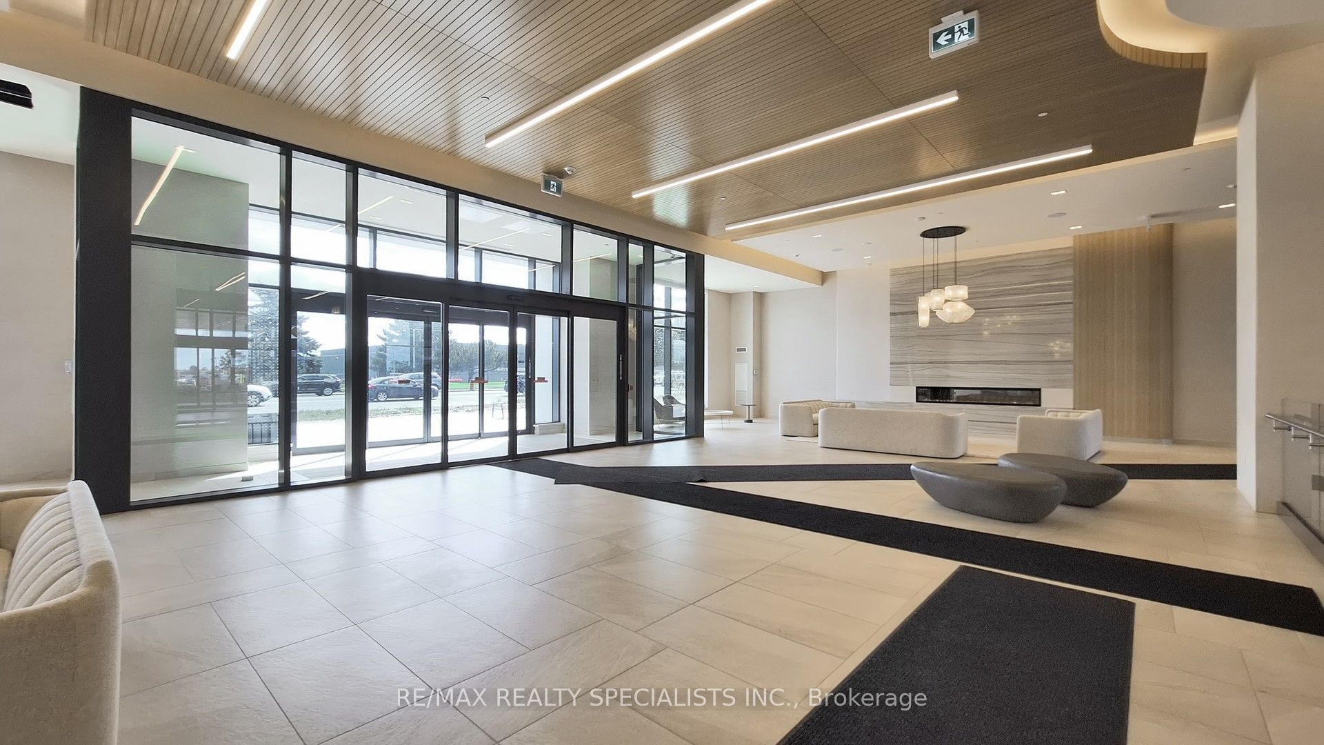 8960 JANE Street 334