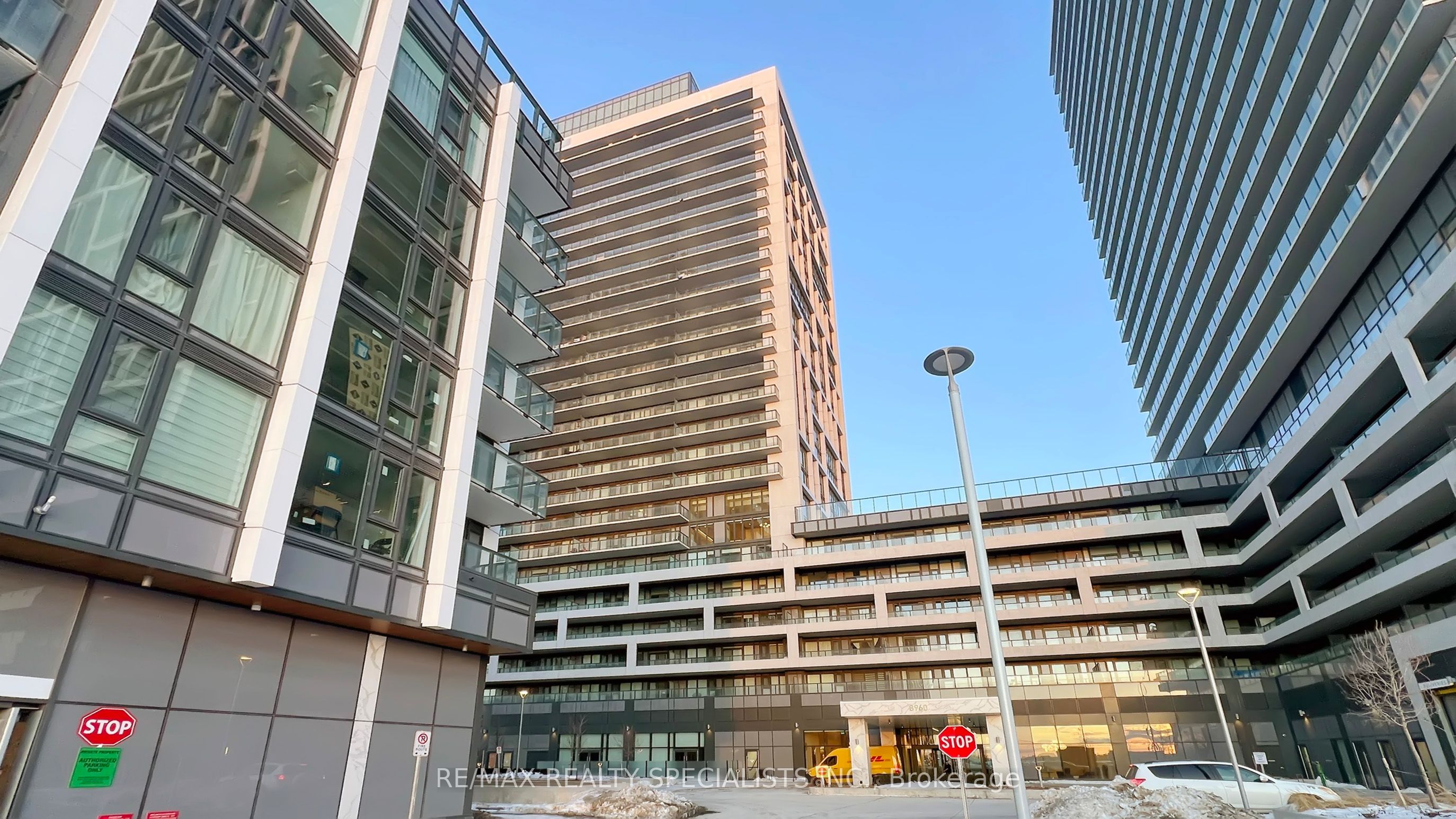 8960 JANE Street 334