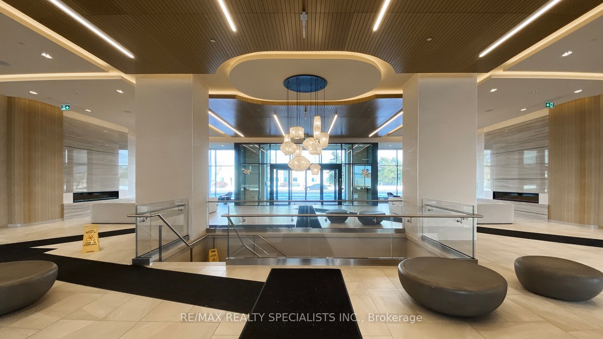 8960 JANE Street 334