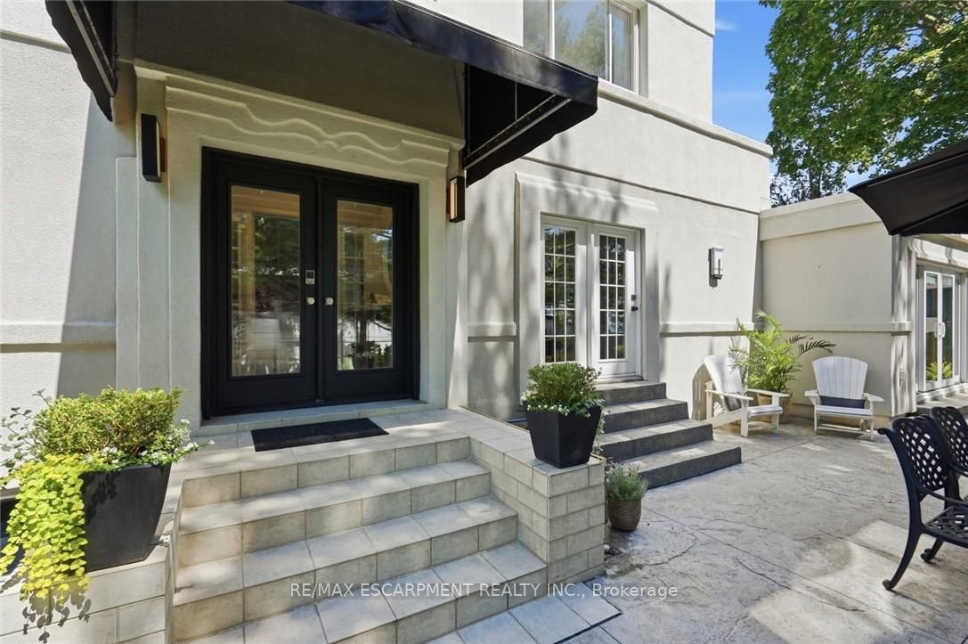 225 St. Paul Street