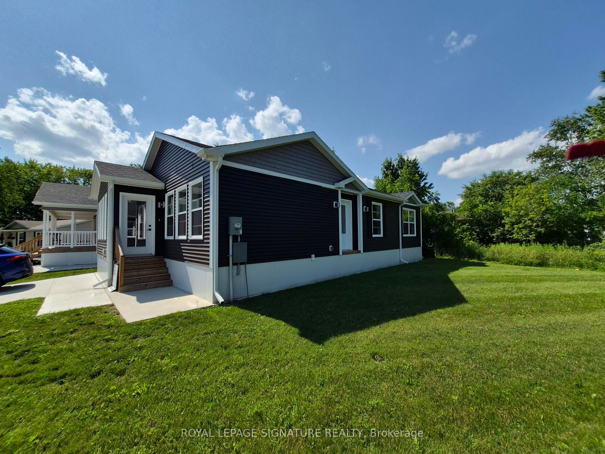 14 Briarwood Place