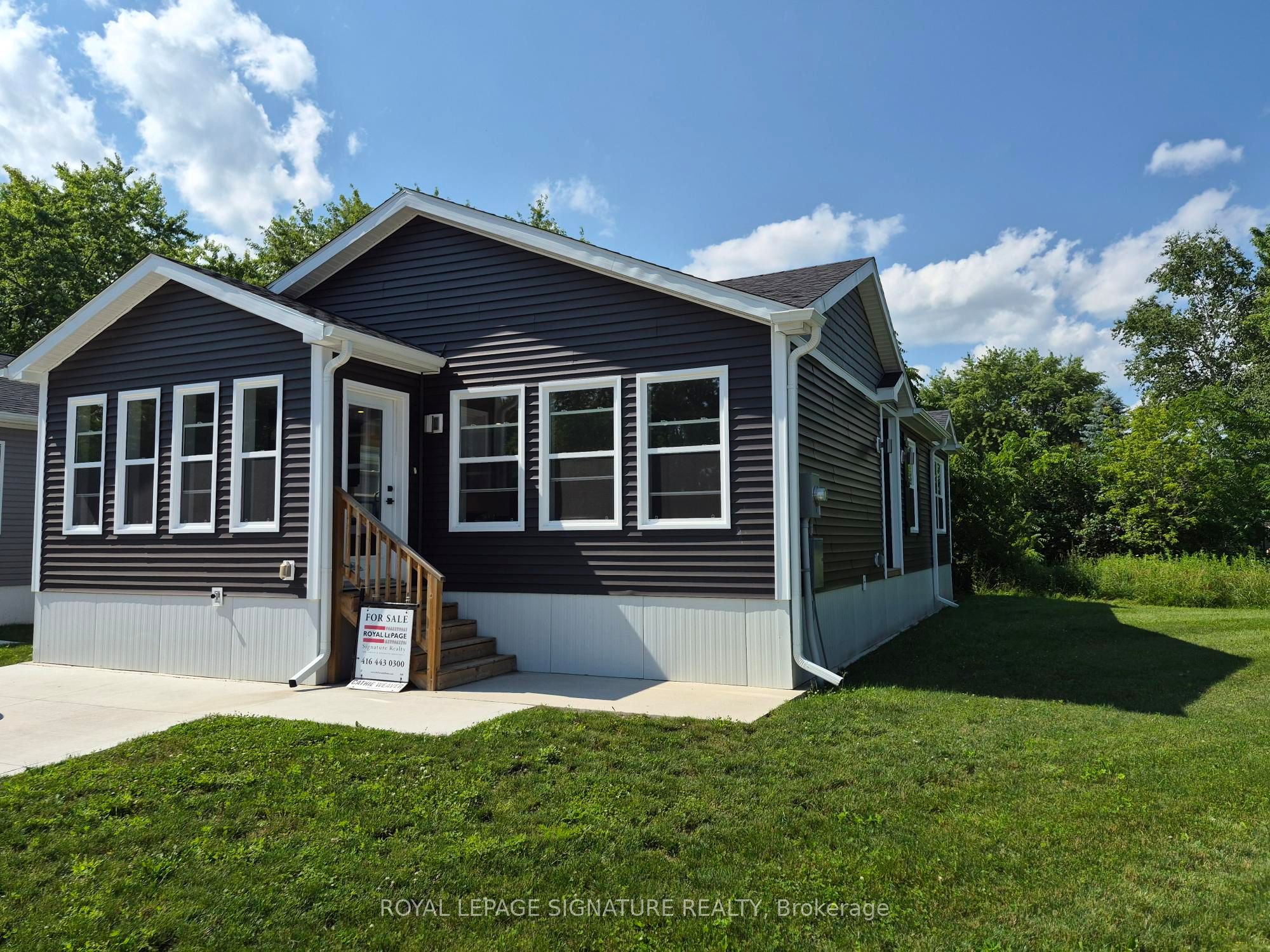 14 Briarwood Place
