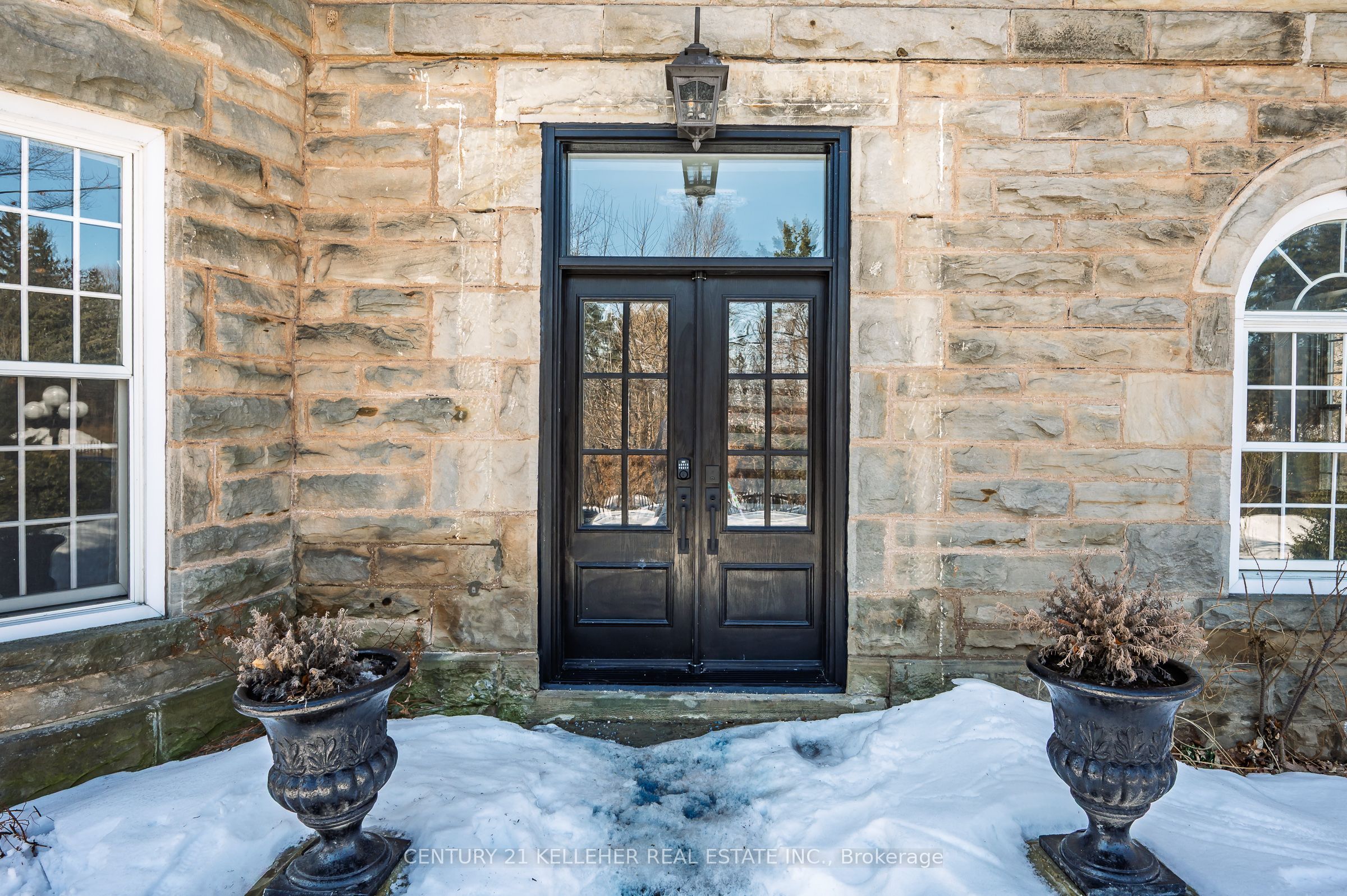 9920 Regional Road 25 Road