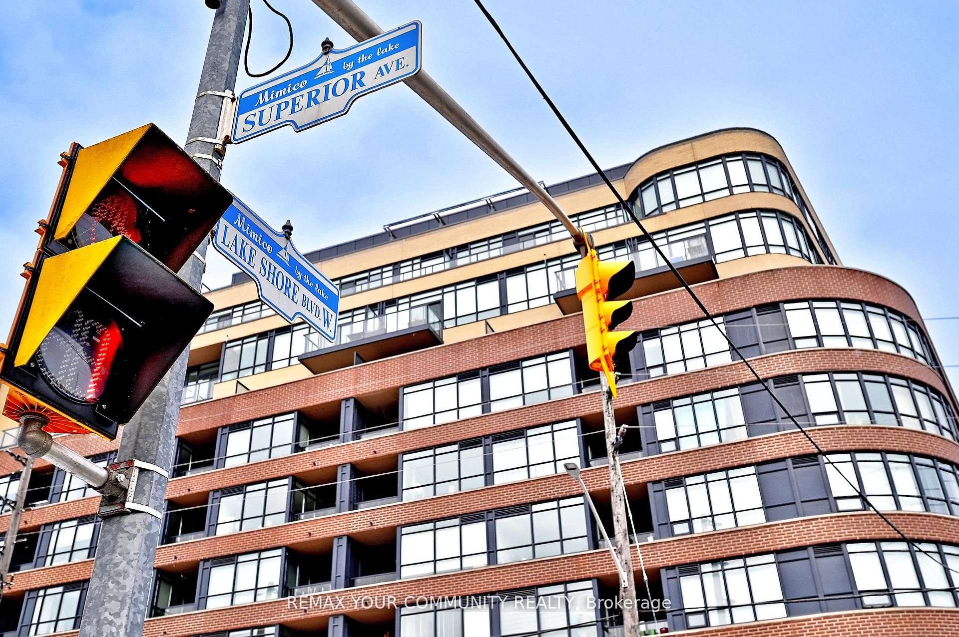 11 Superior Avenue 907