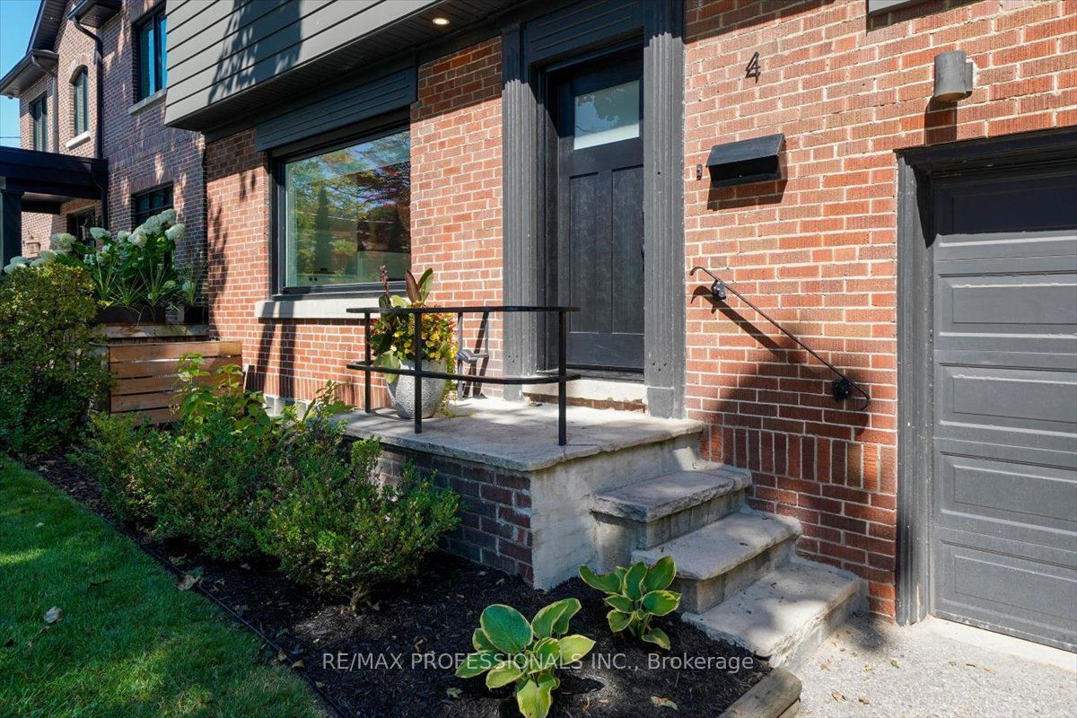 4 Winston Grove
