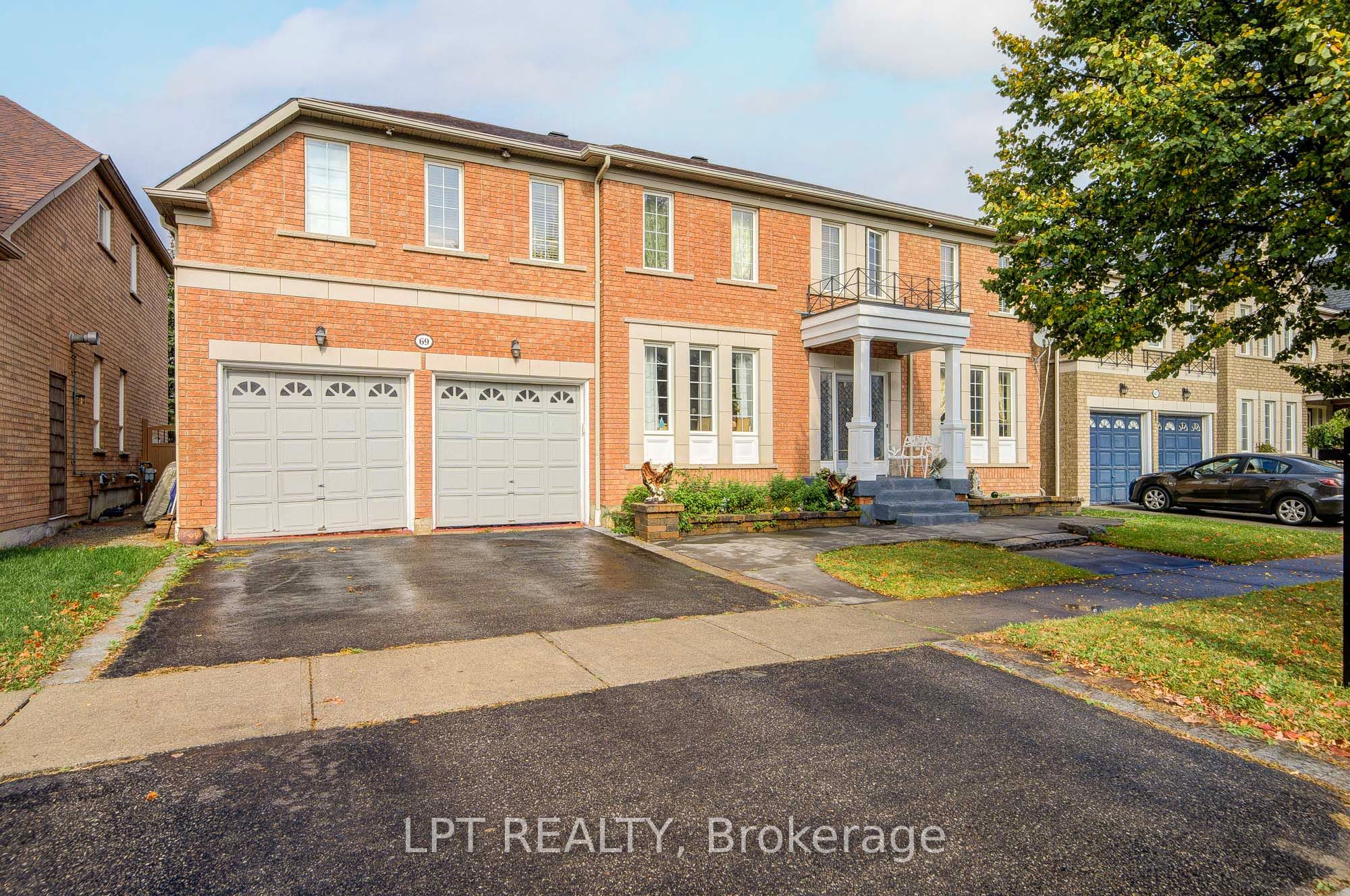 69 Westacott Crescent