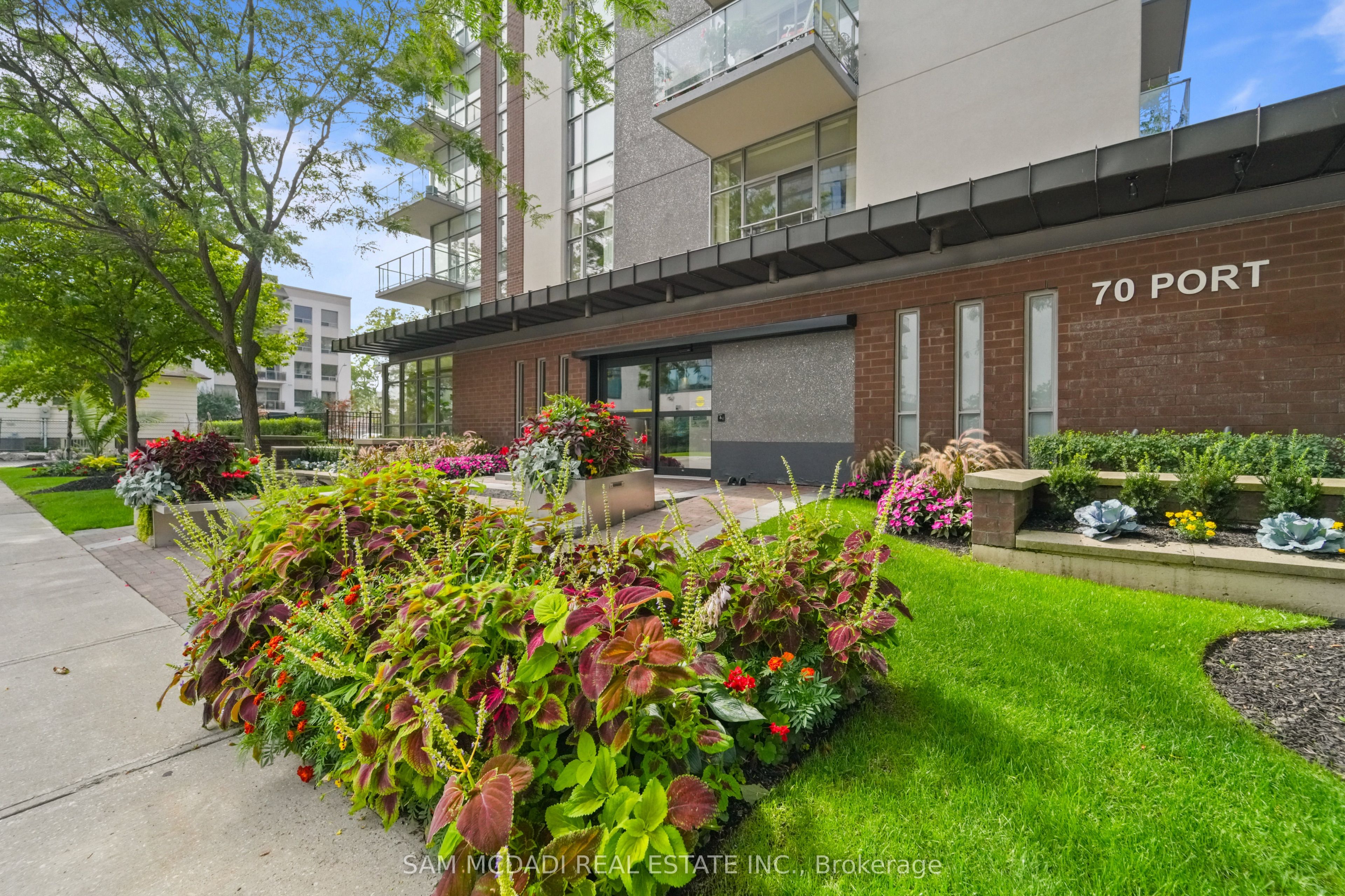 70 Port Street E 506