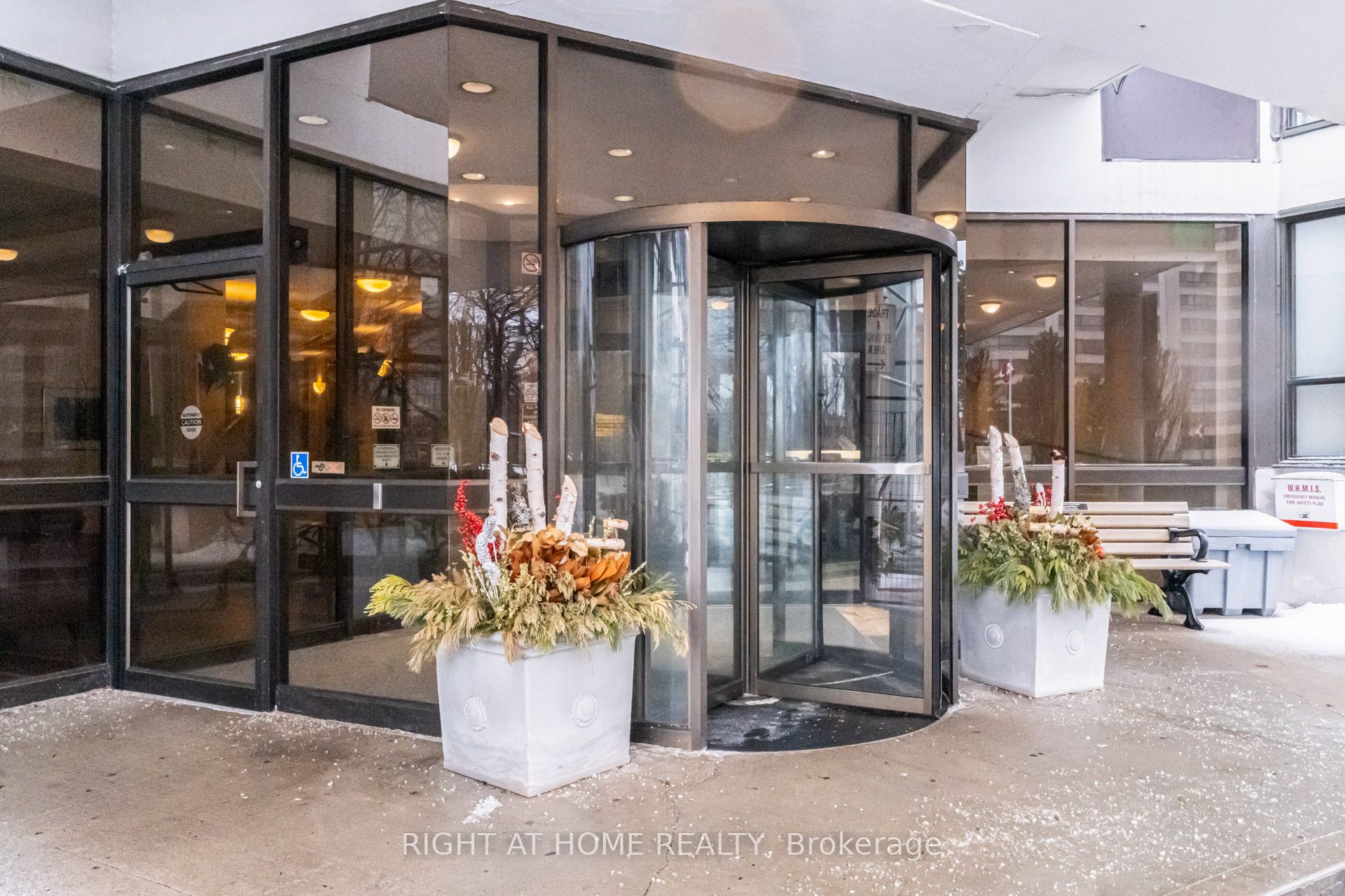 1333 Bloor Street 606