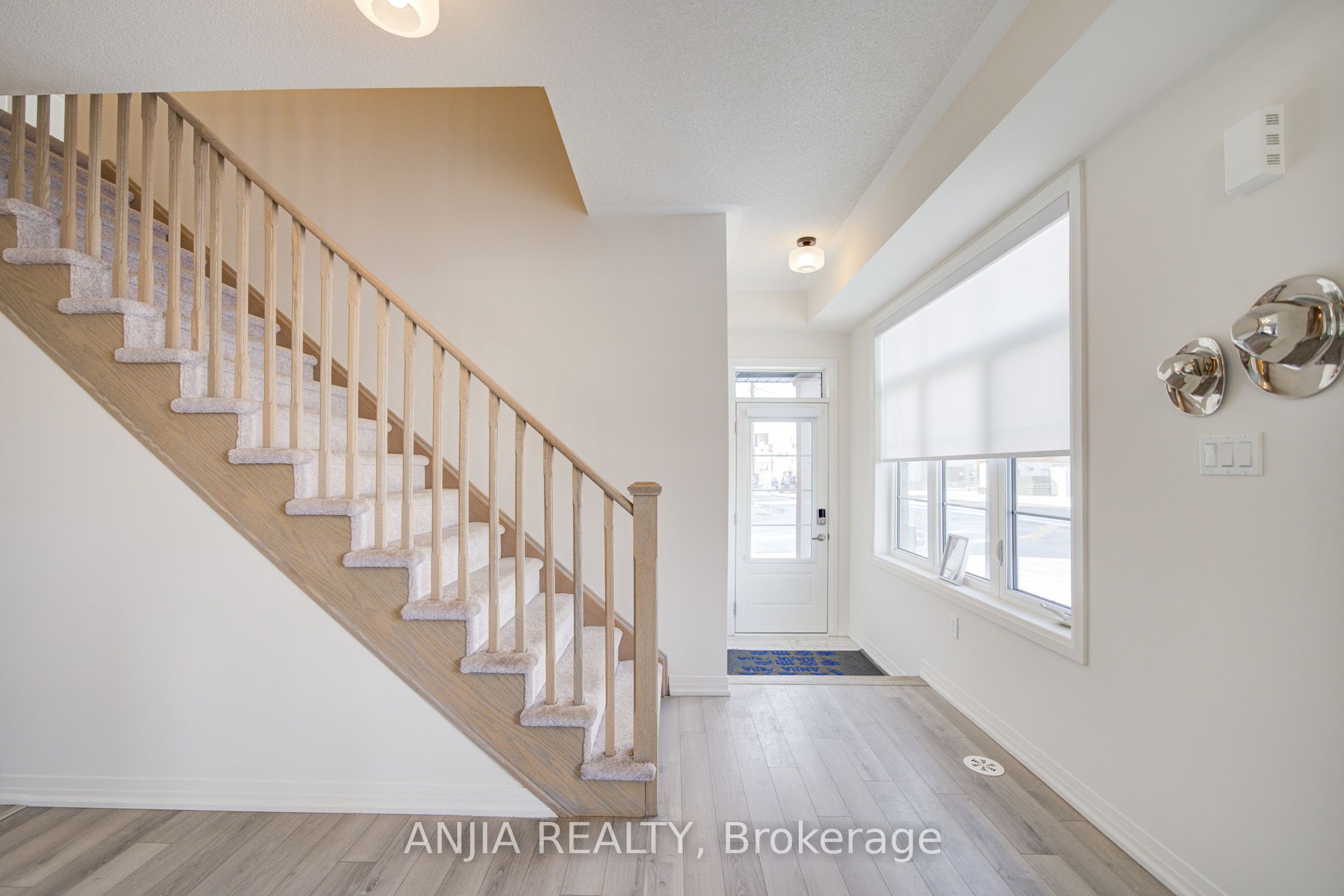 111 Carneros Way