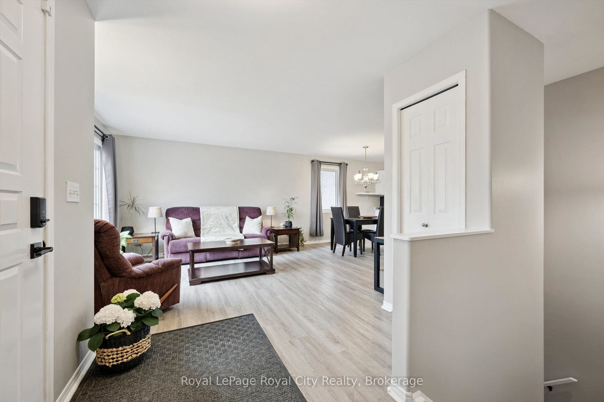 119 Meadowridge Drive