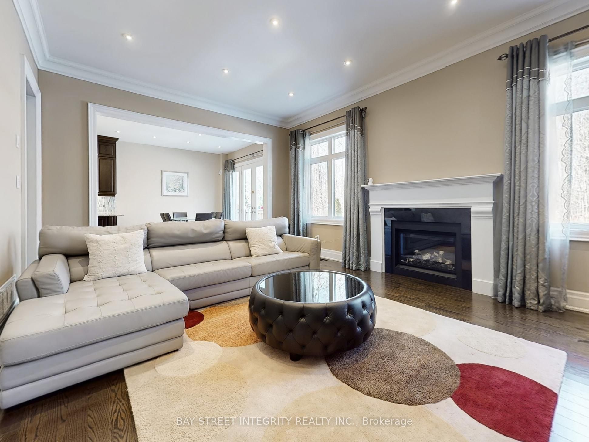 57 Strawbridge Farm Drive