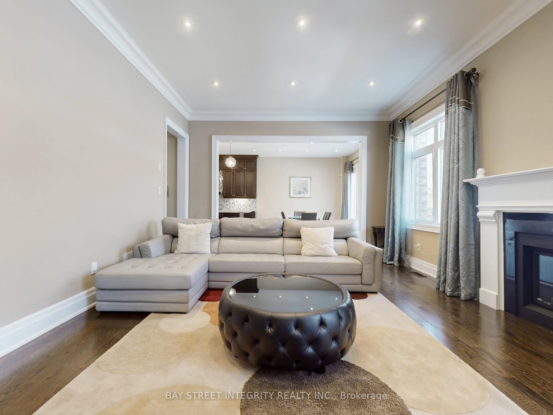 57 Strawbridge Farm Drive