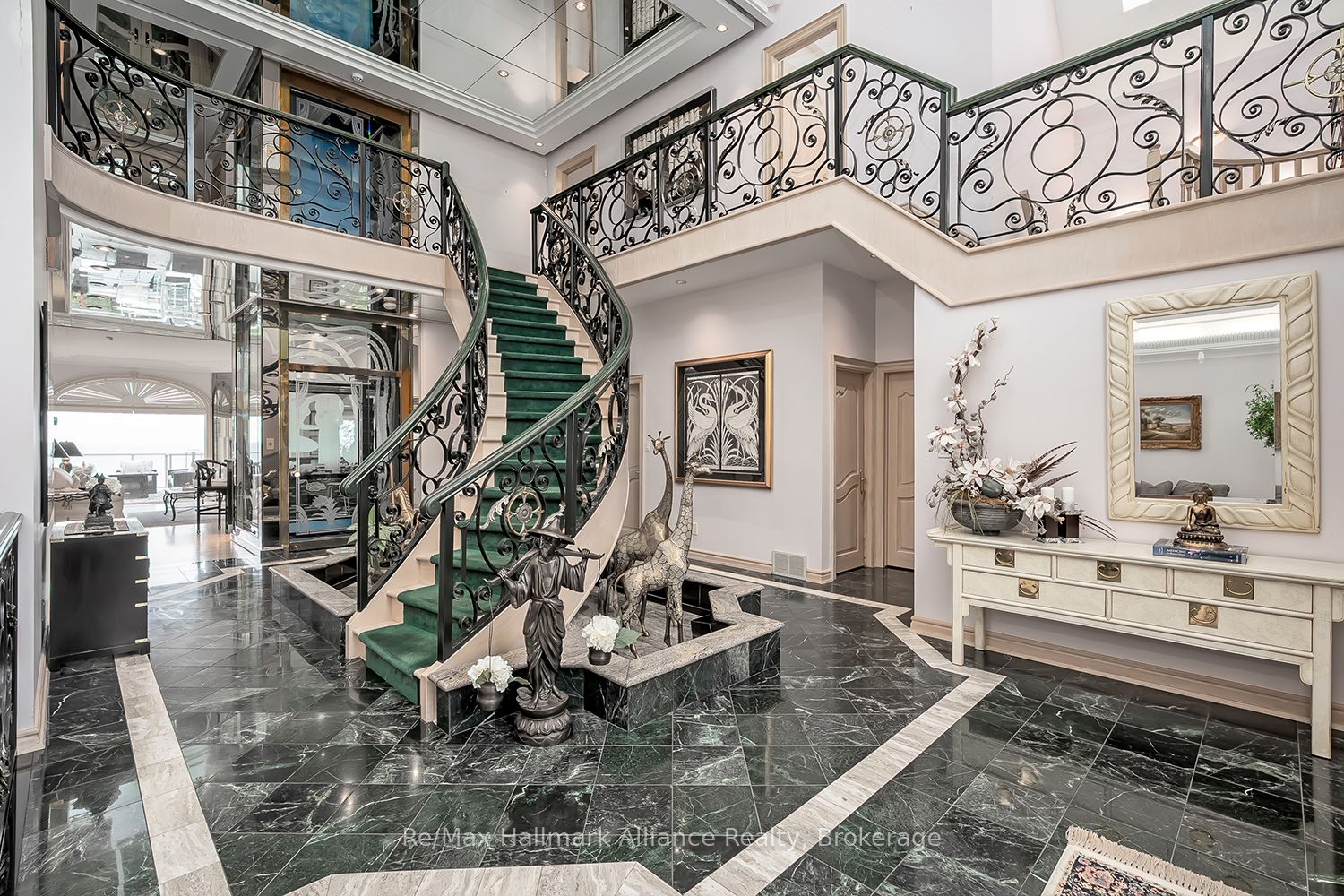 3206 Shoreline Drive