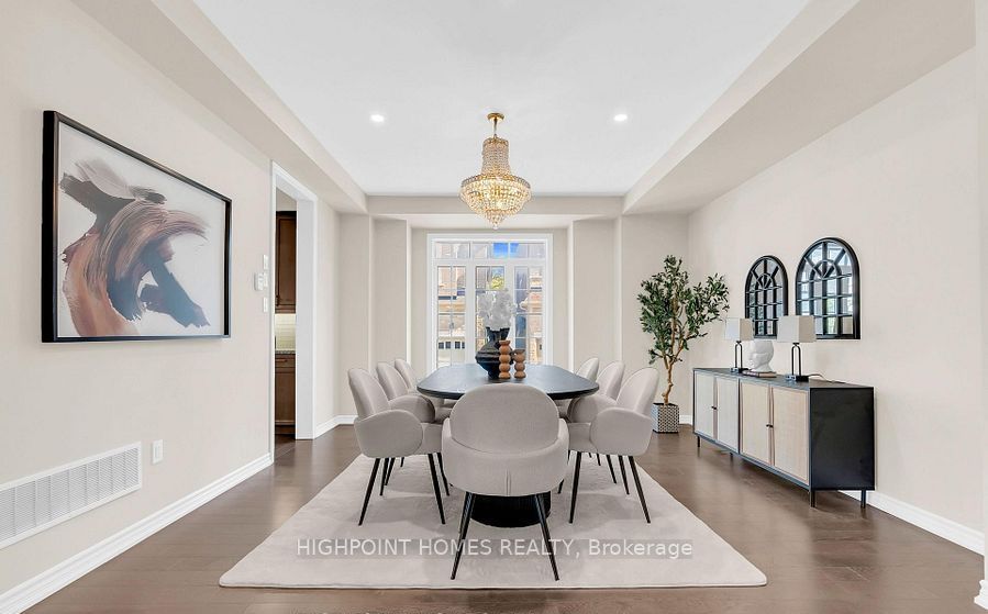 865 Riverside Drive