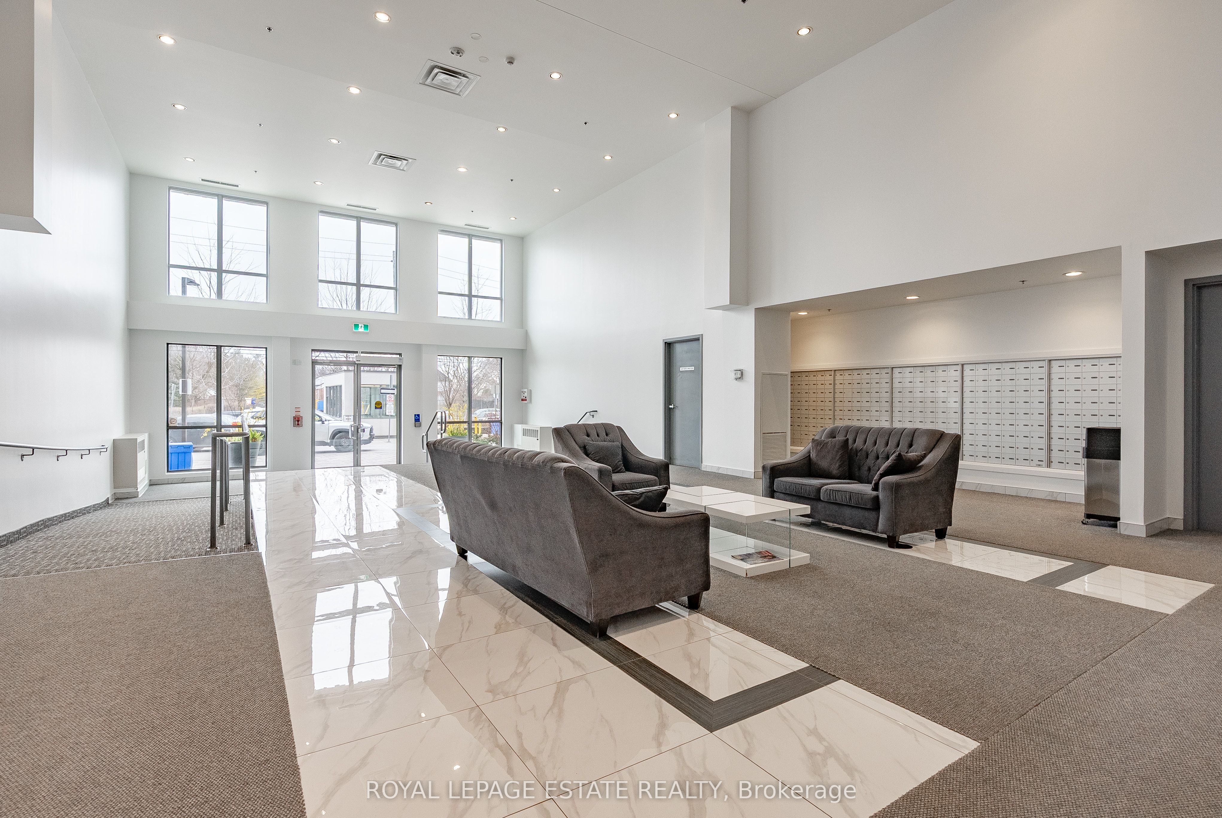 22 East Haven Drive 501