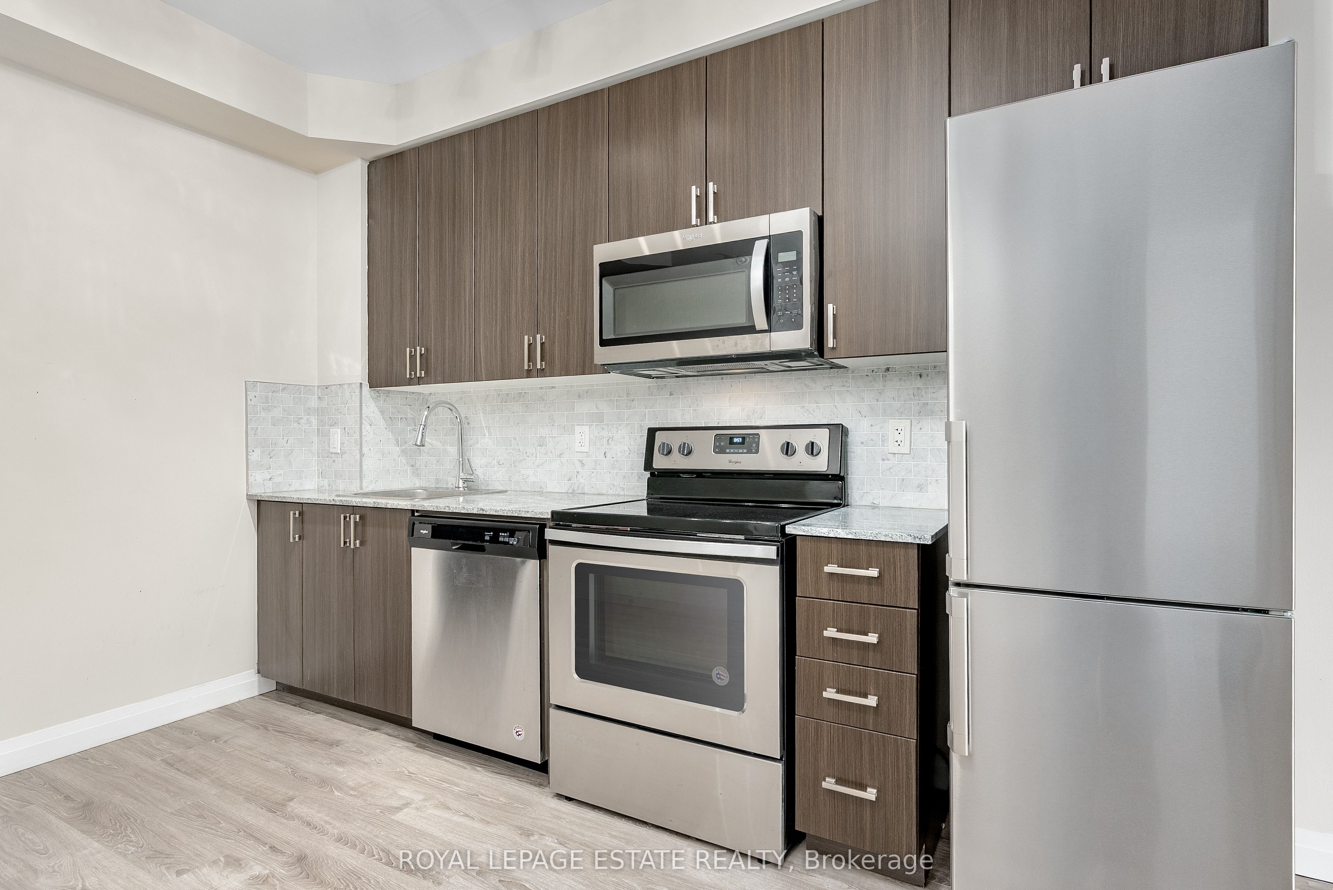 22 East Haven Drive 501