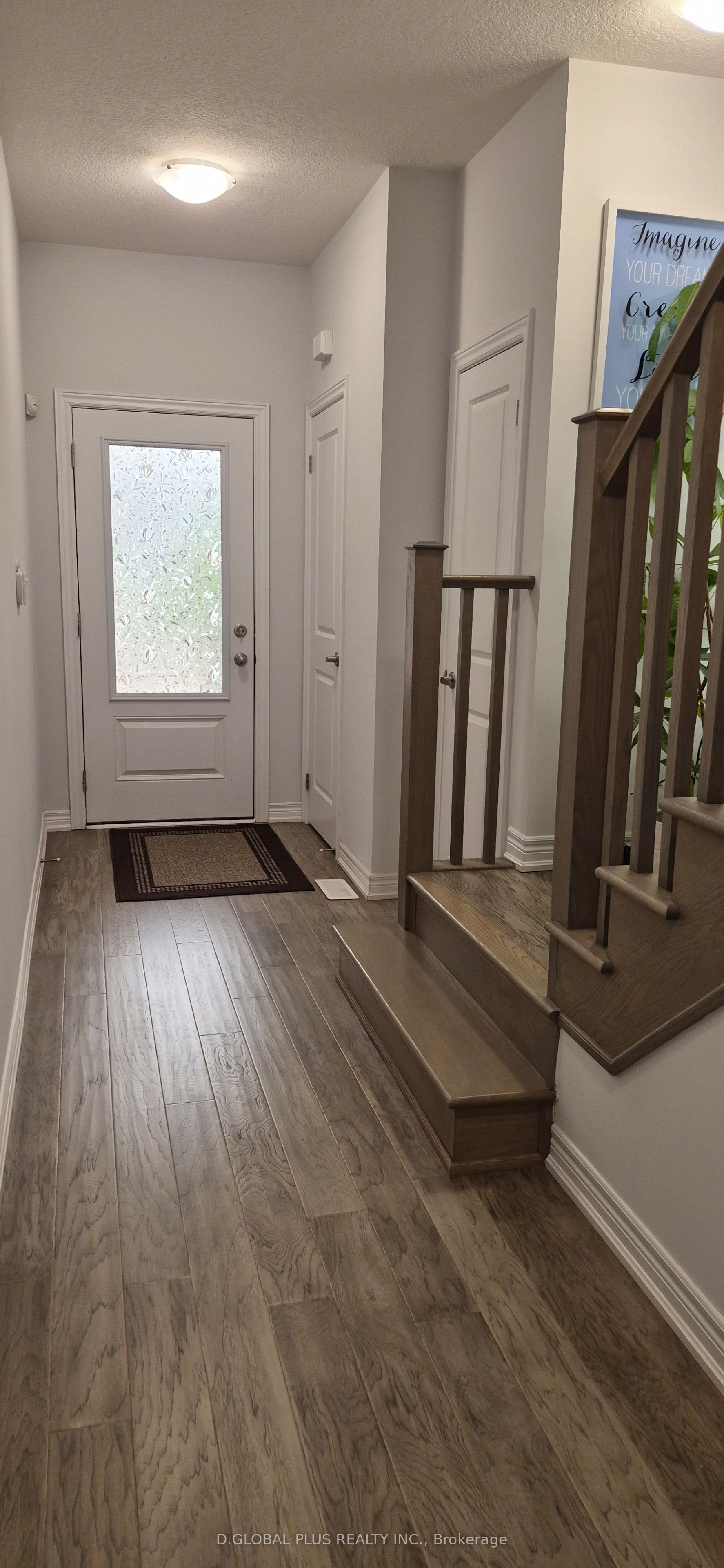 30 Mockingbird Lane