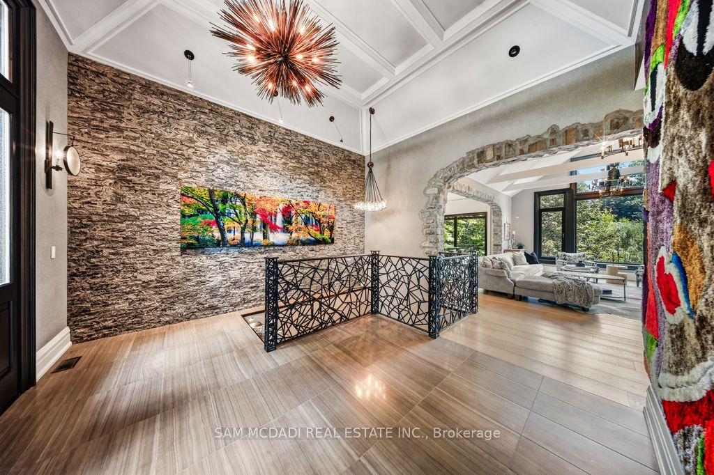 1206 Wildfield Crescent