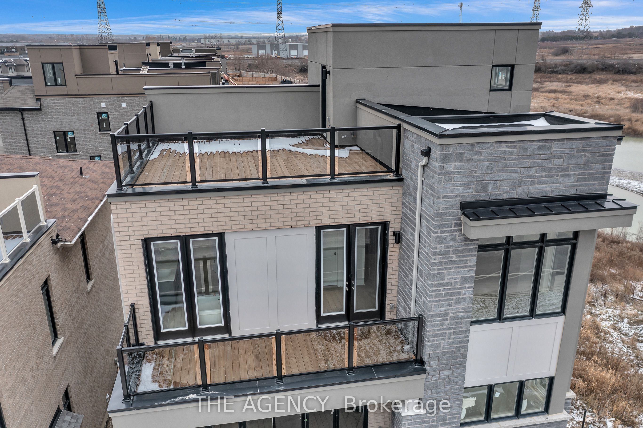 275 Port Darlington Road