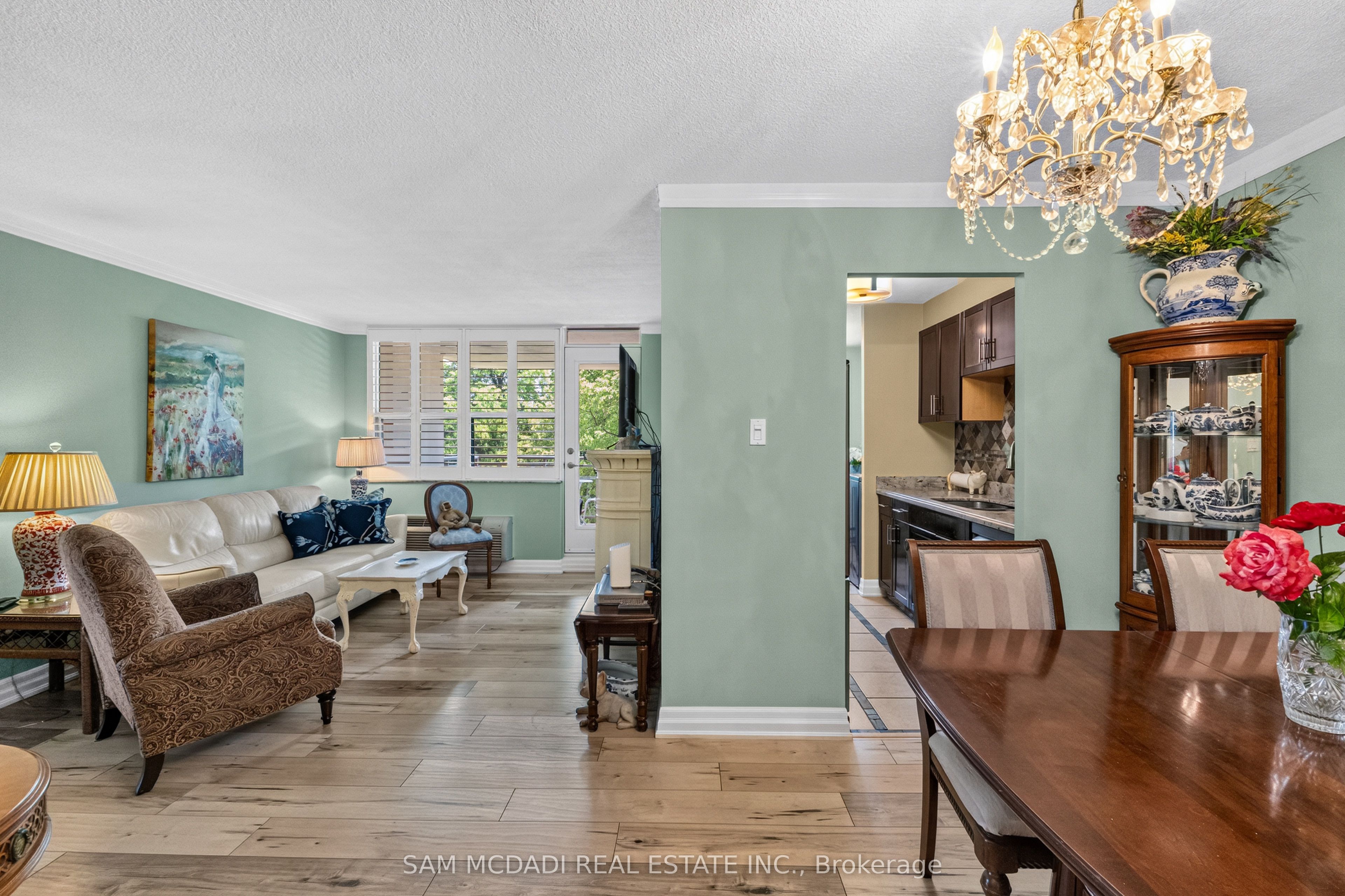 966 Inverhouse Drive 412