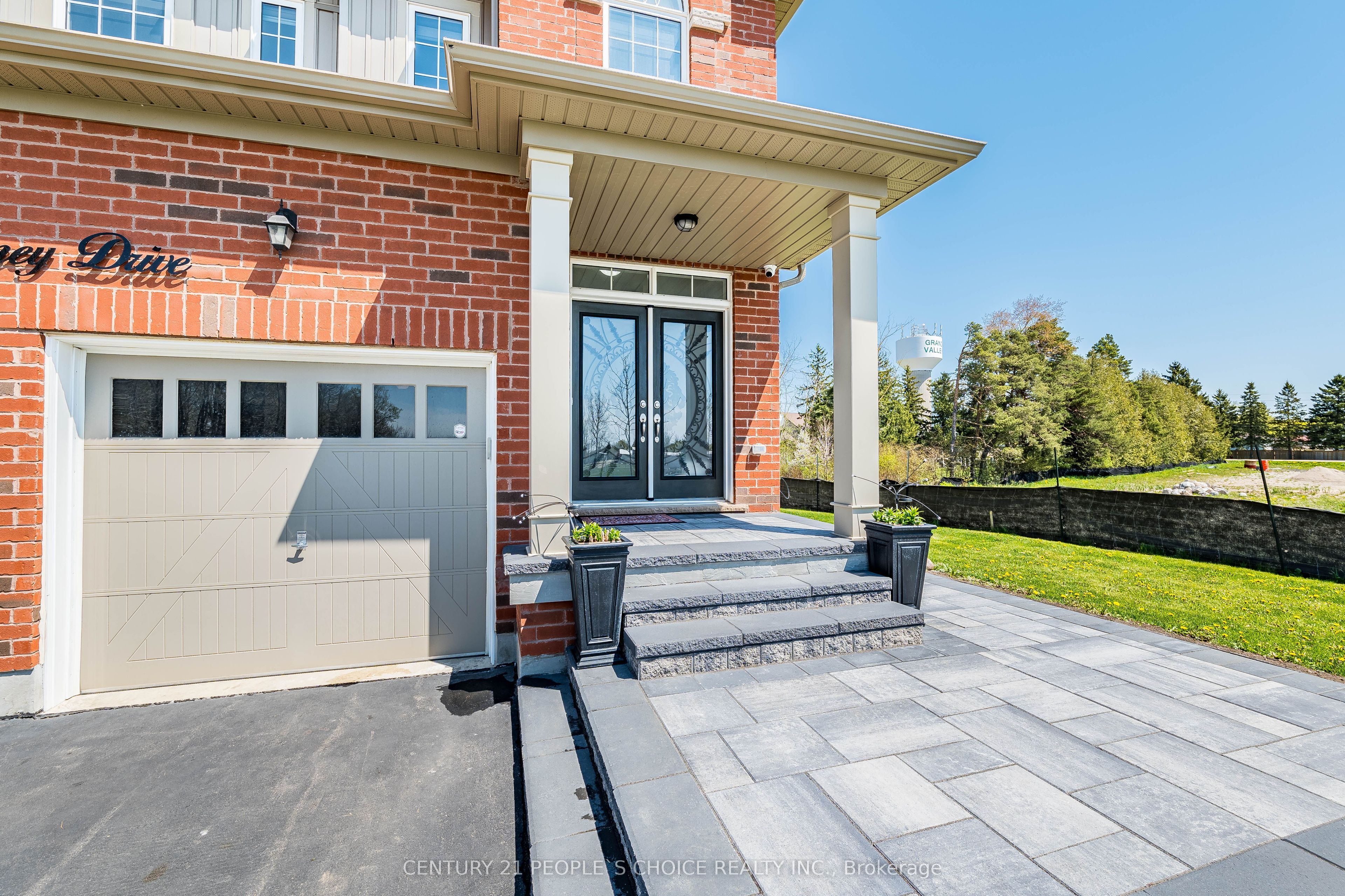 31 Rainey Drive