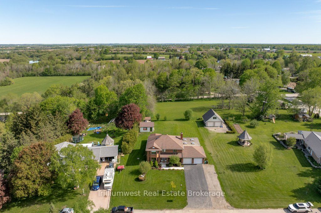 32 Sunset Drive