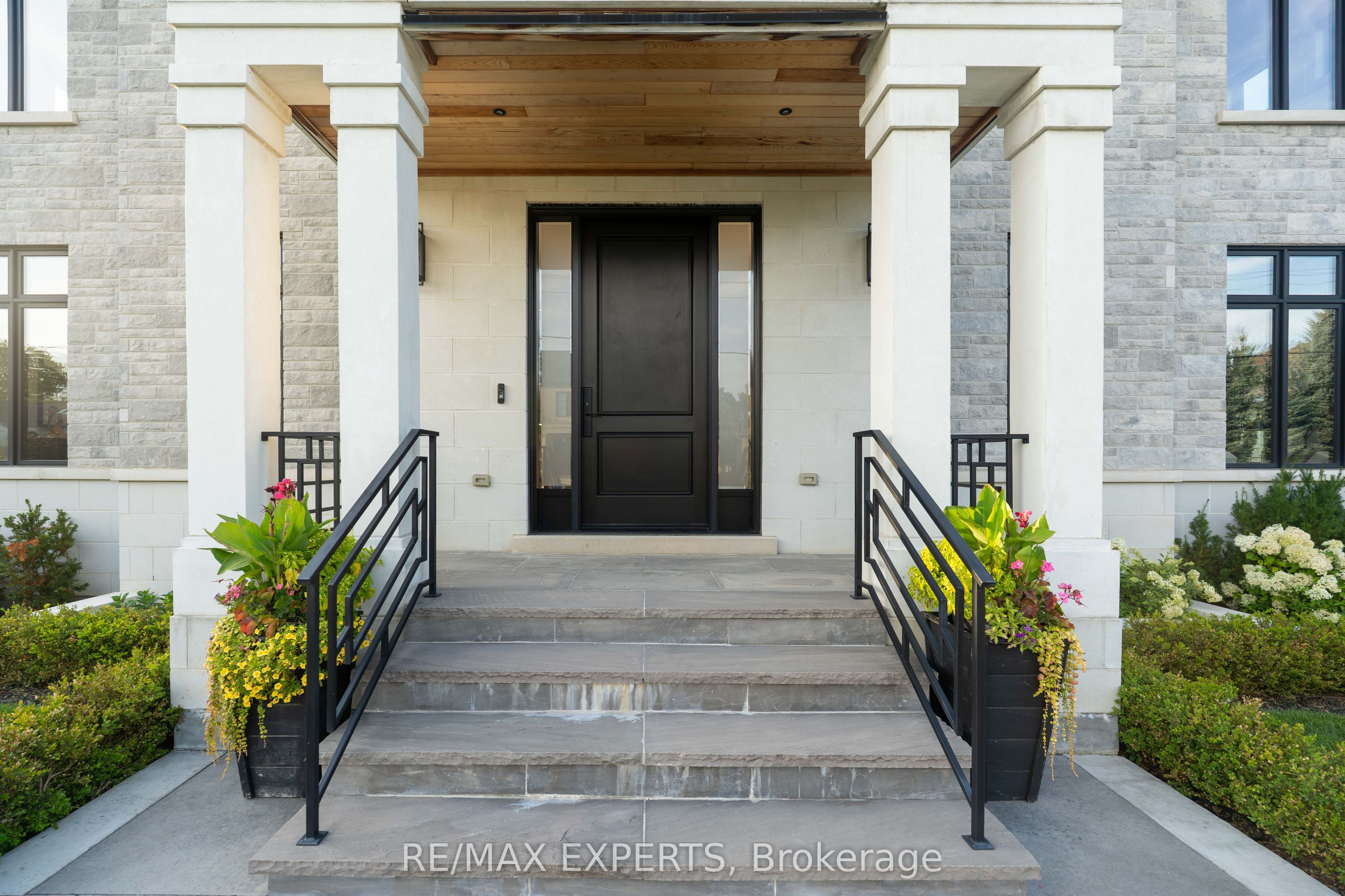108 Hollingsworth Drive