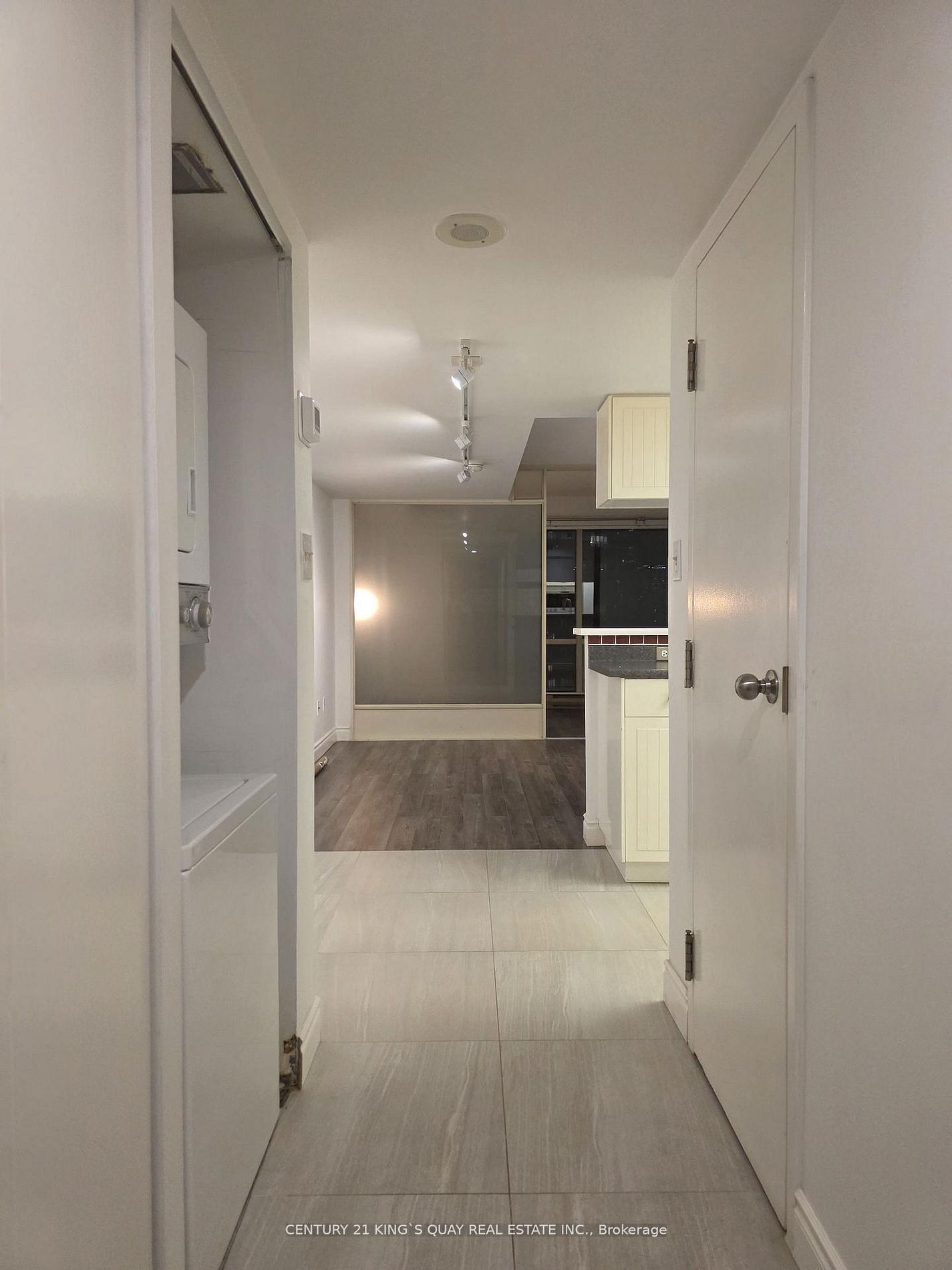 1001 Bay Street 2513