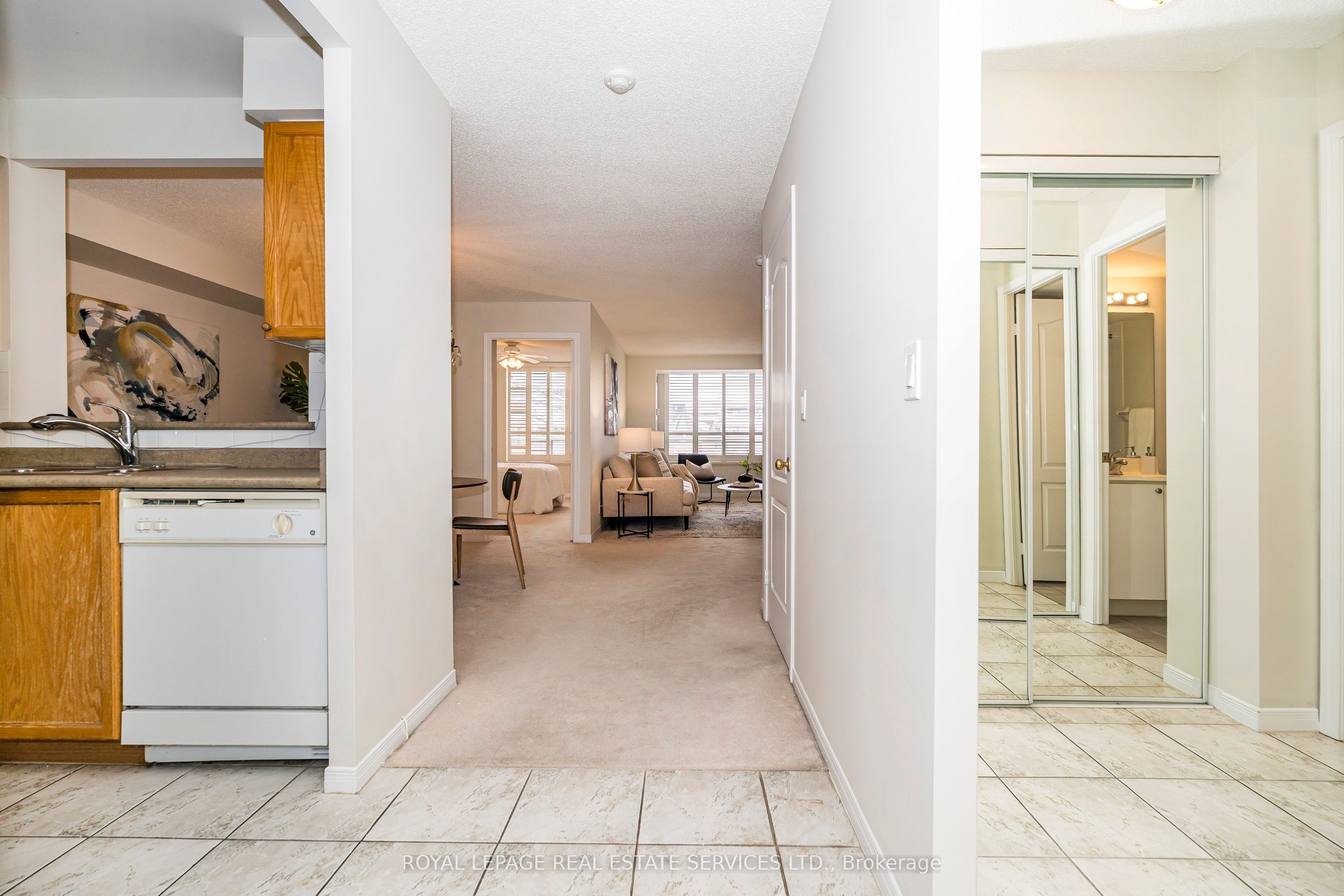 1000 The Esplanade N N/A 310