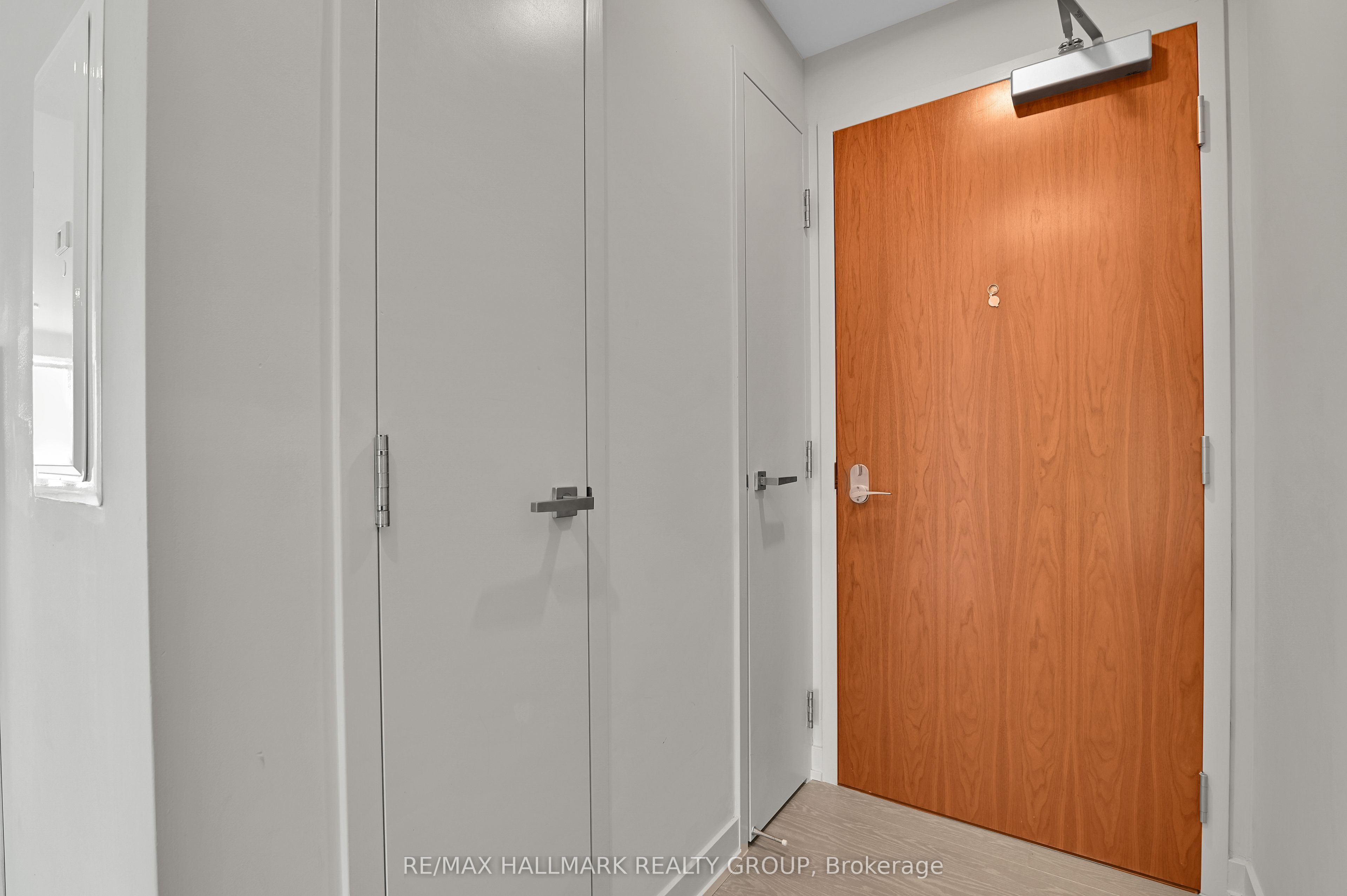 101 Queen Street 1504
