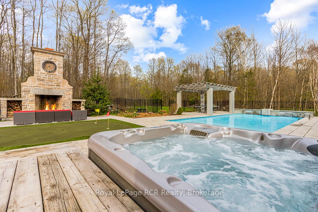 758335 Girl Guide Road