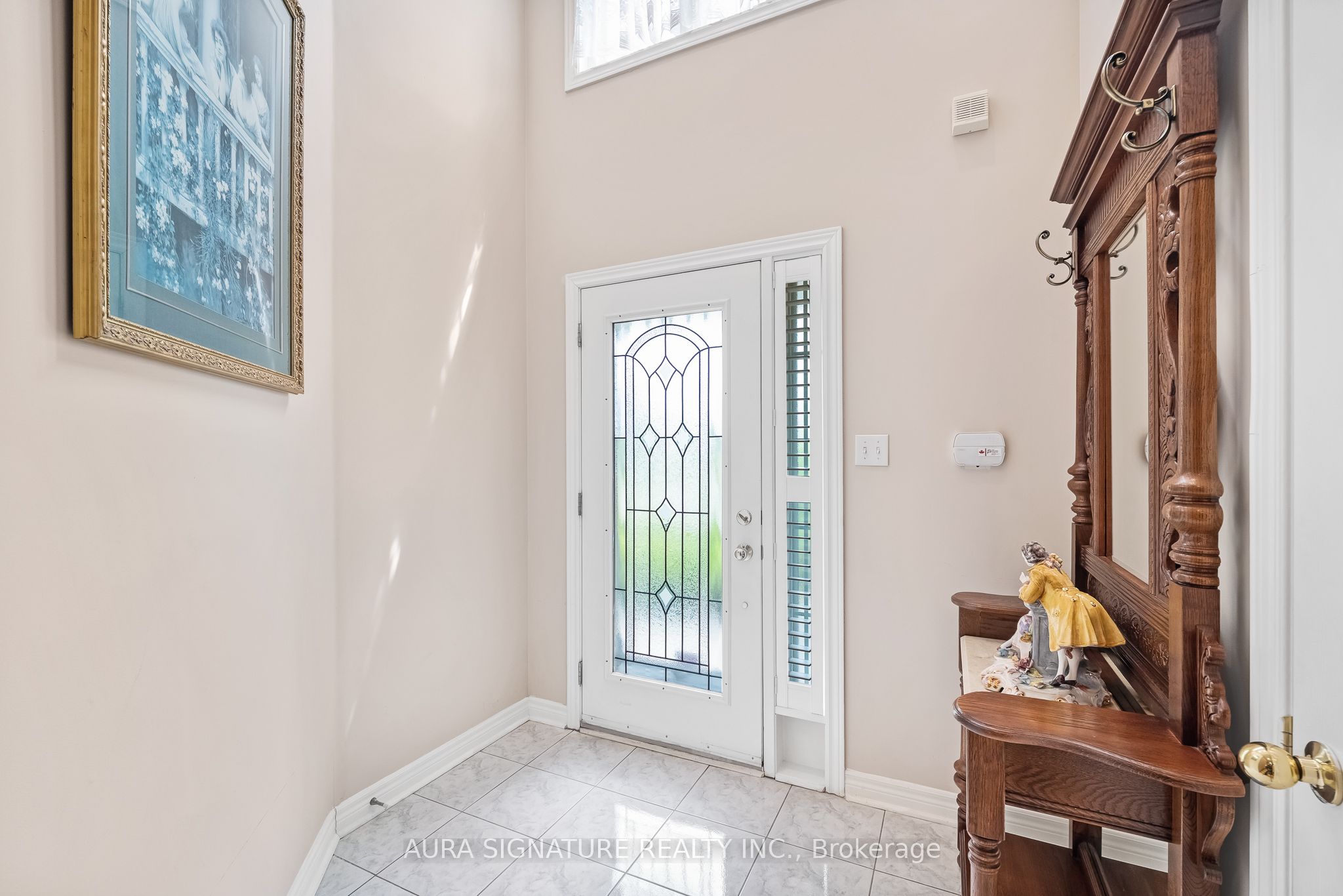 30 Graceview Court