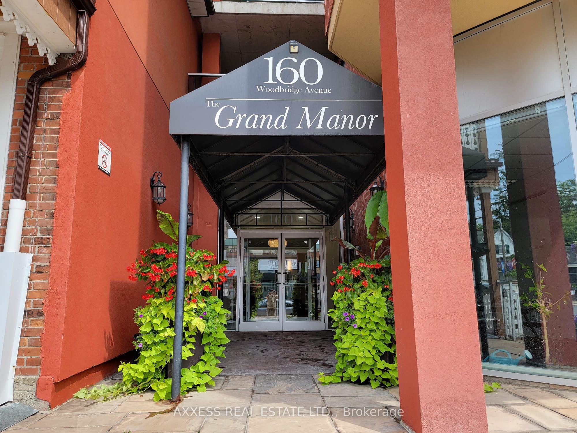 160 Woodbridge Avenue 210