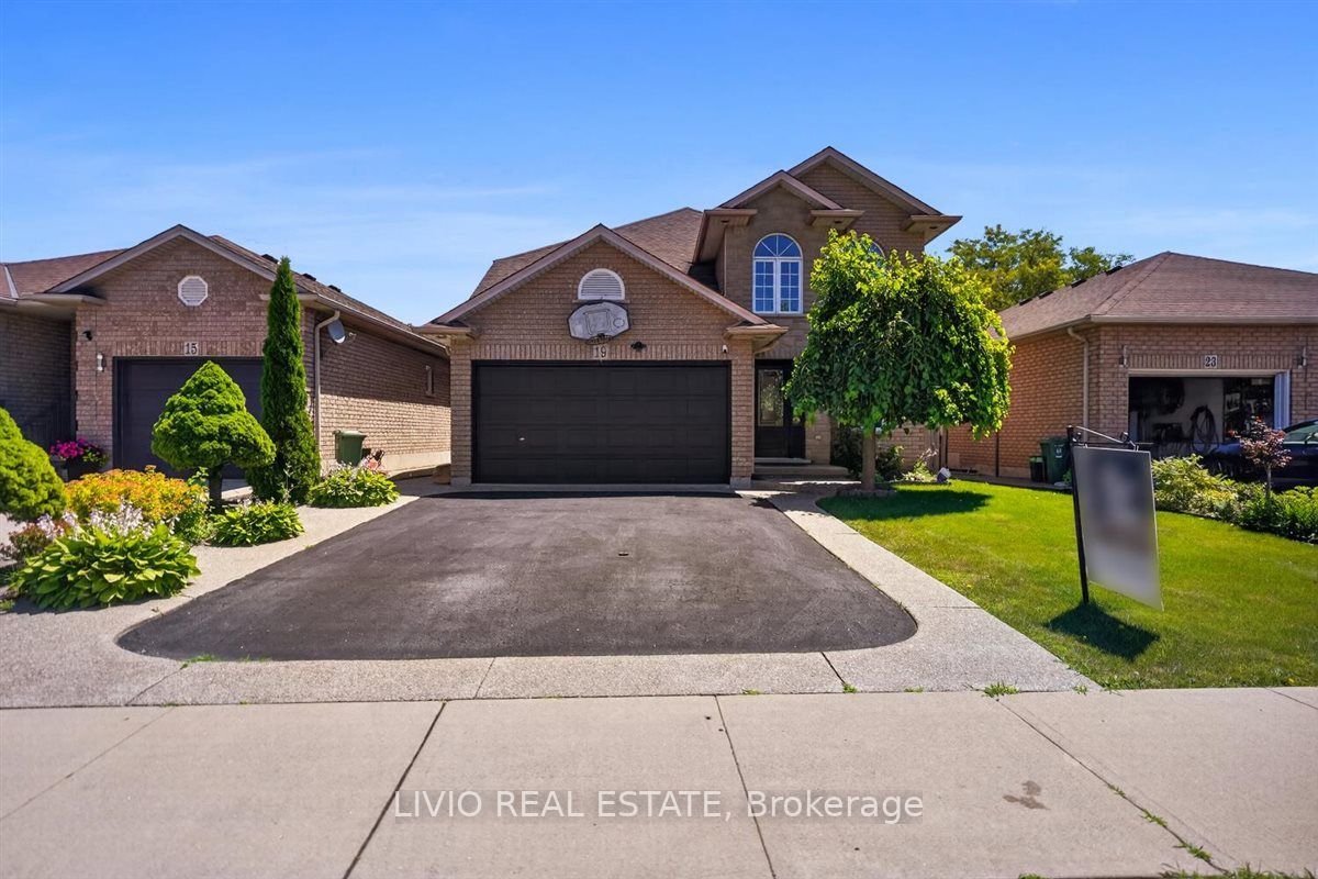 19 KONSTANTINE Court