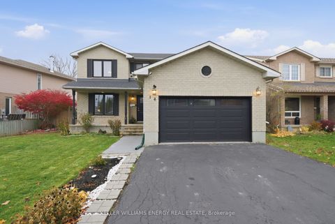 14 Soper Creek Drive Clarington ON L1C 4G1