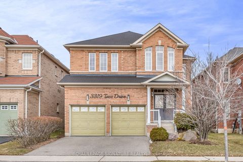 3319 Tacc Drive Mississauga ON L5M 0K4