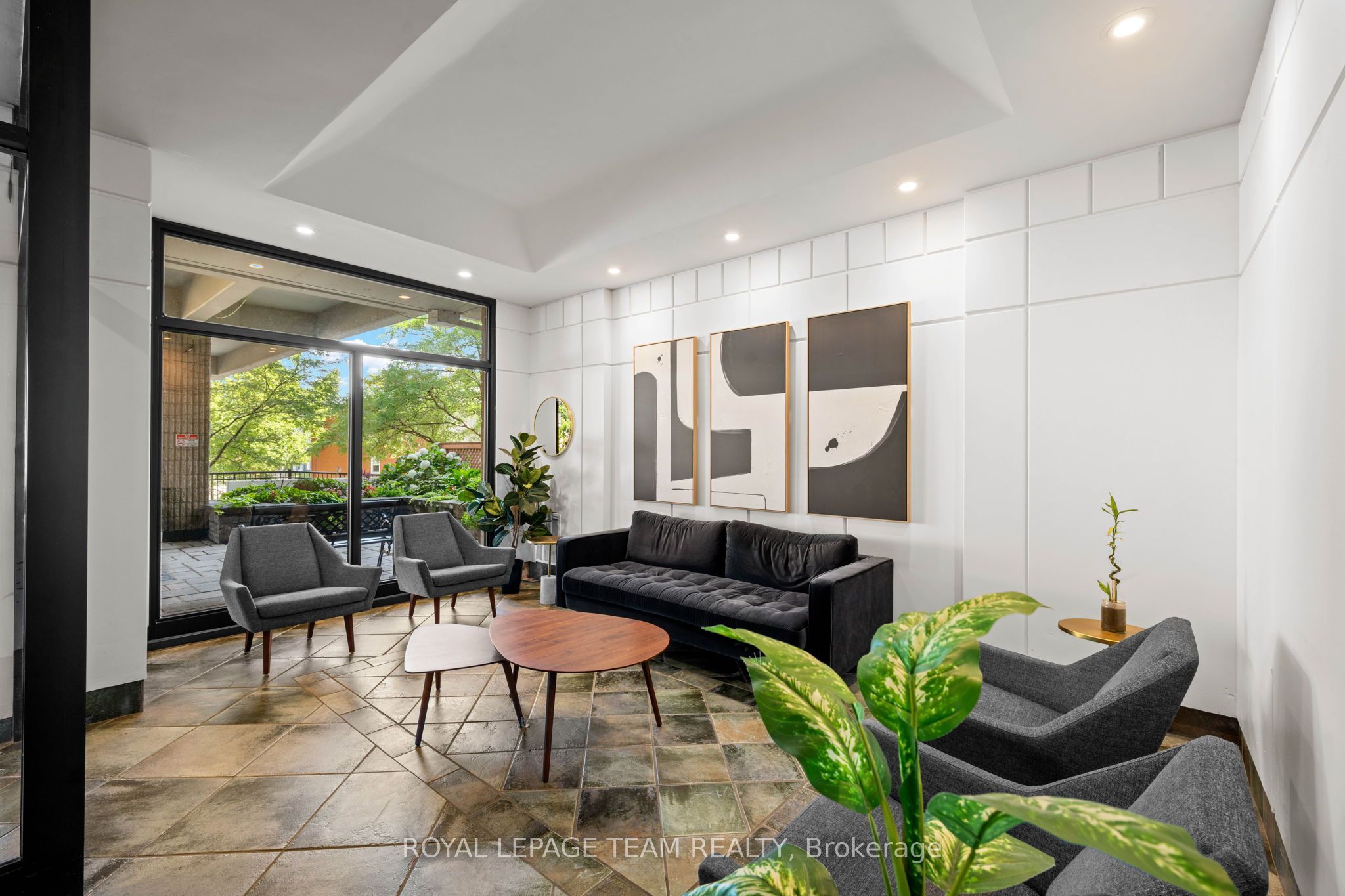40 Landry Street 901