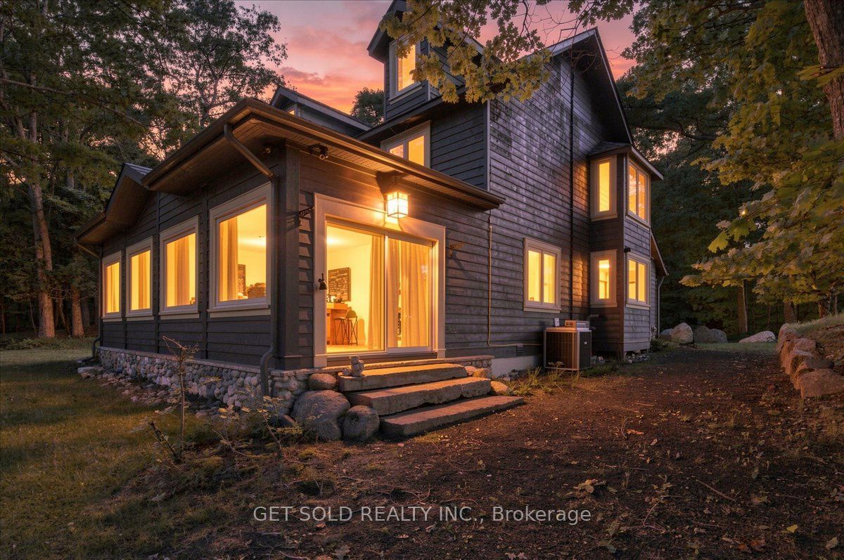 2045 Muskoka Road 118 W Unit 2