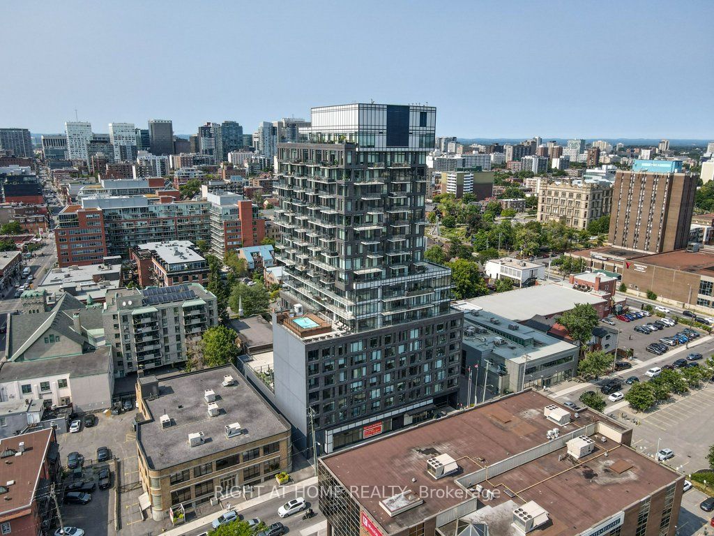 203 Catherine Street 2002