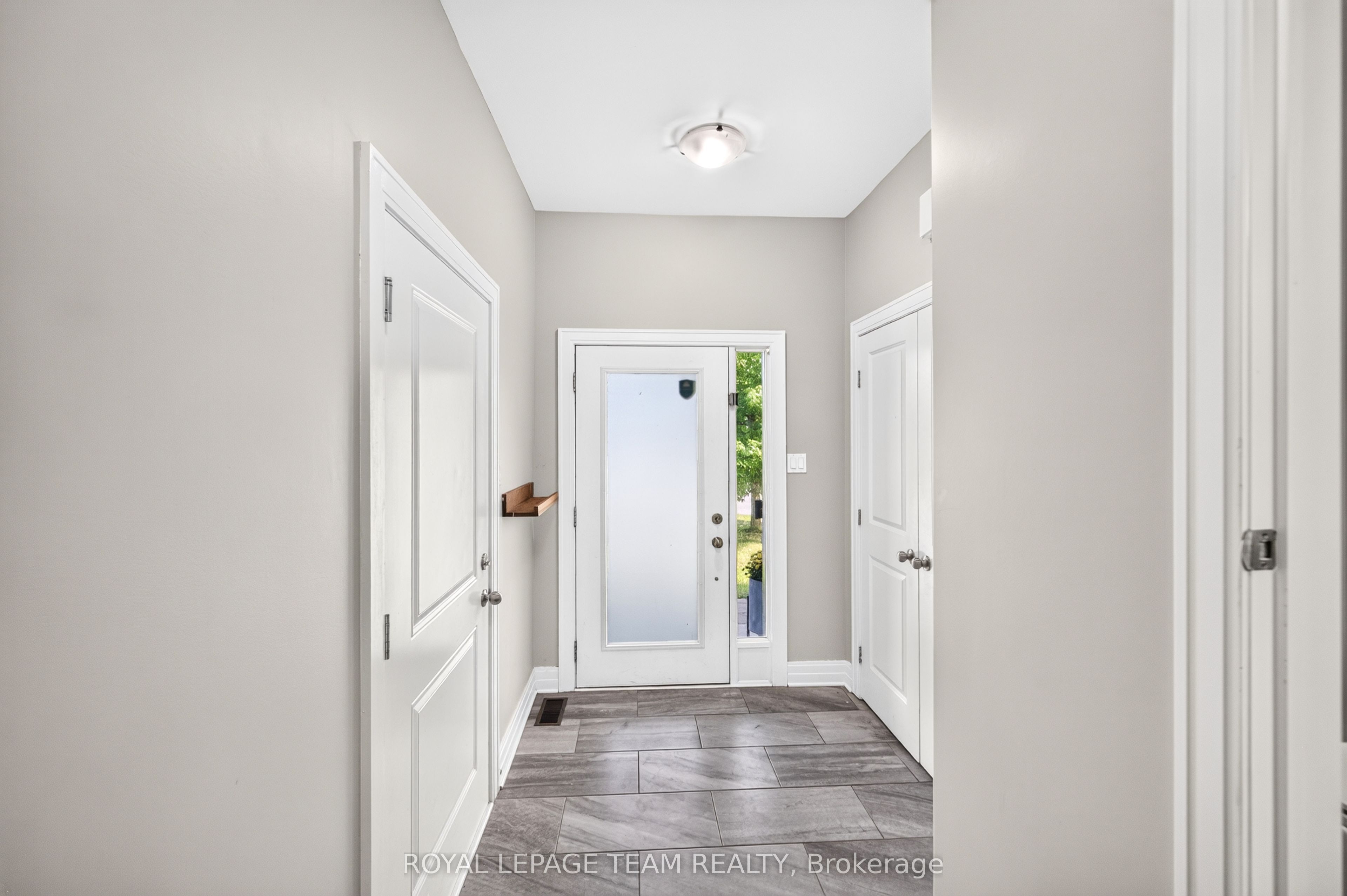 154 Woodhurst Crescent