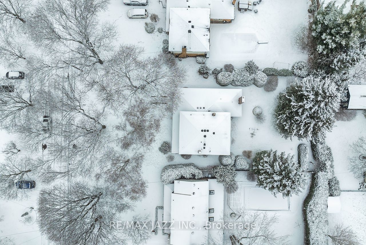 233 Wellington Street