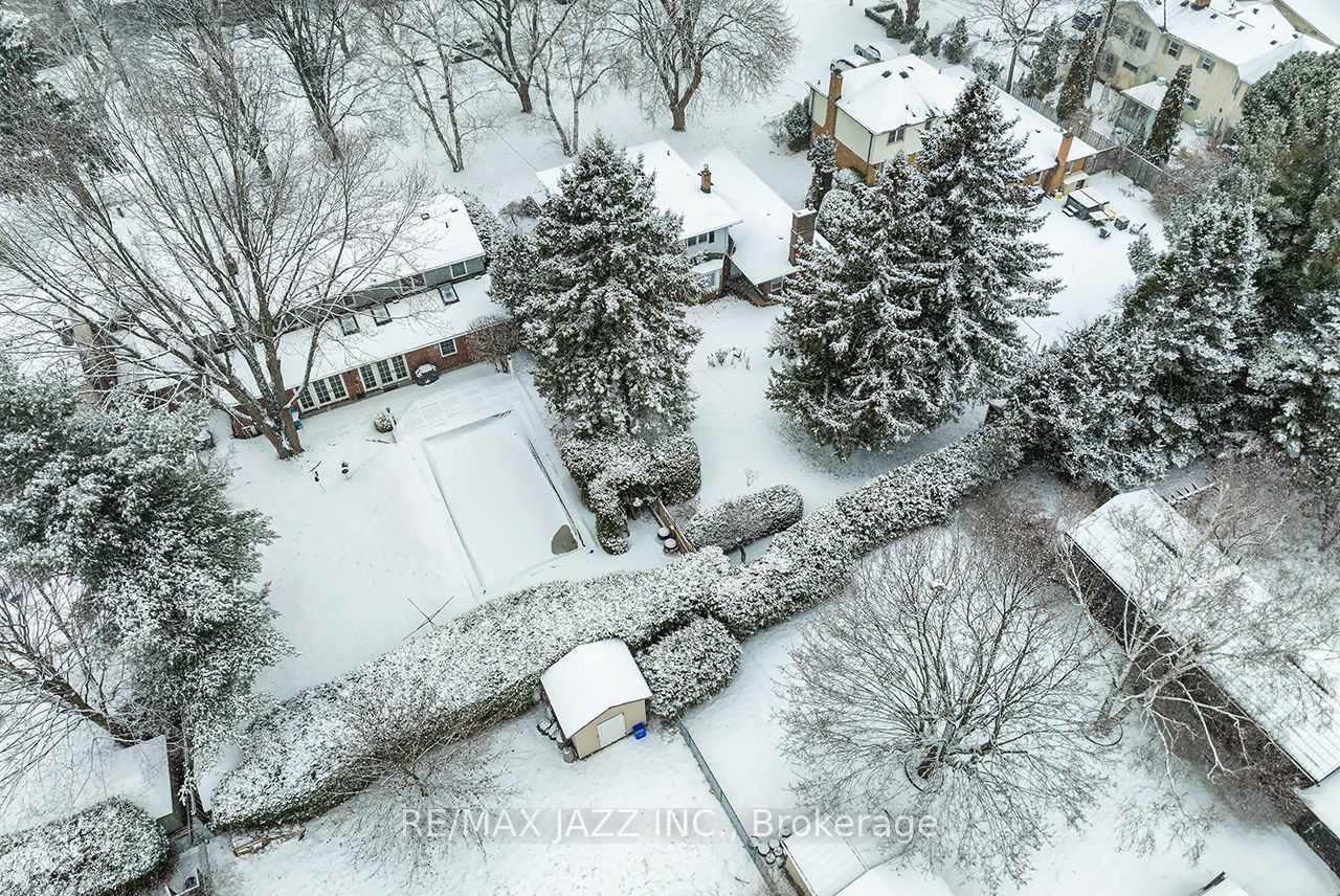 233 Wellington Street