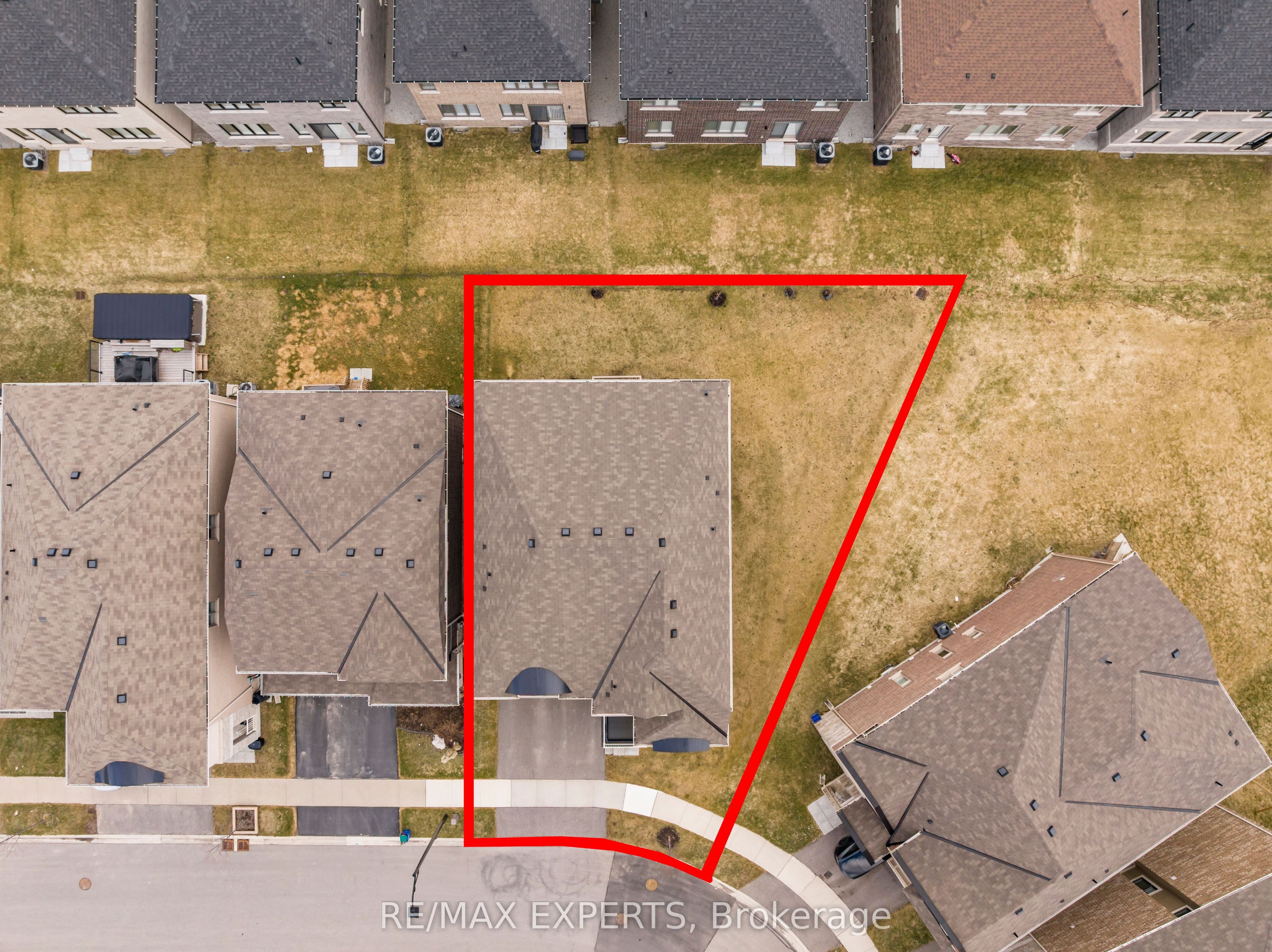 857 Magnolia Terrace