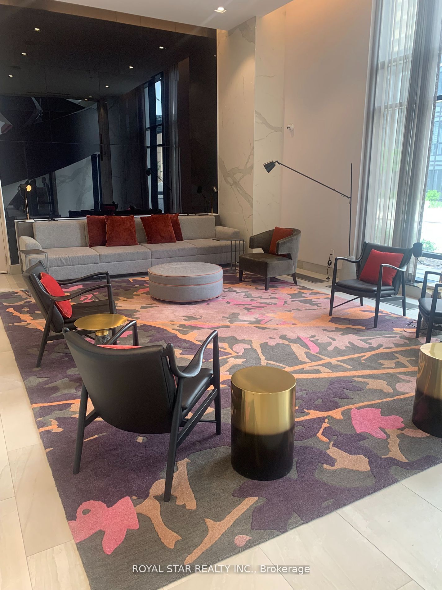 7 Mabelle Avenue 2010