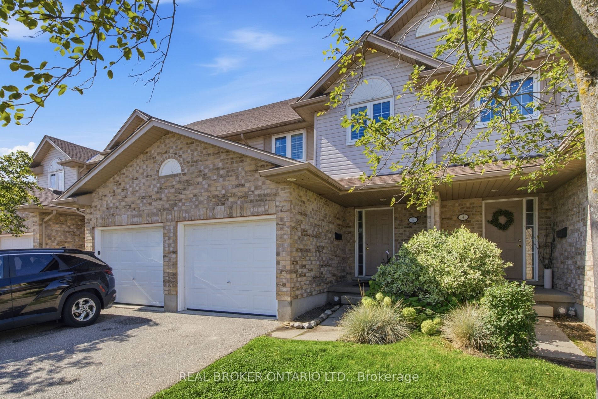 31 Schroder Crescent 5